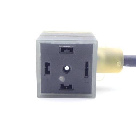 Valve connector with cable  New