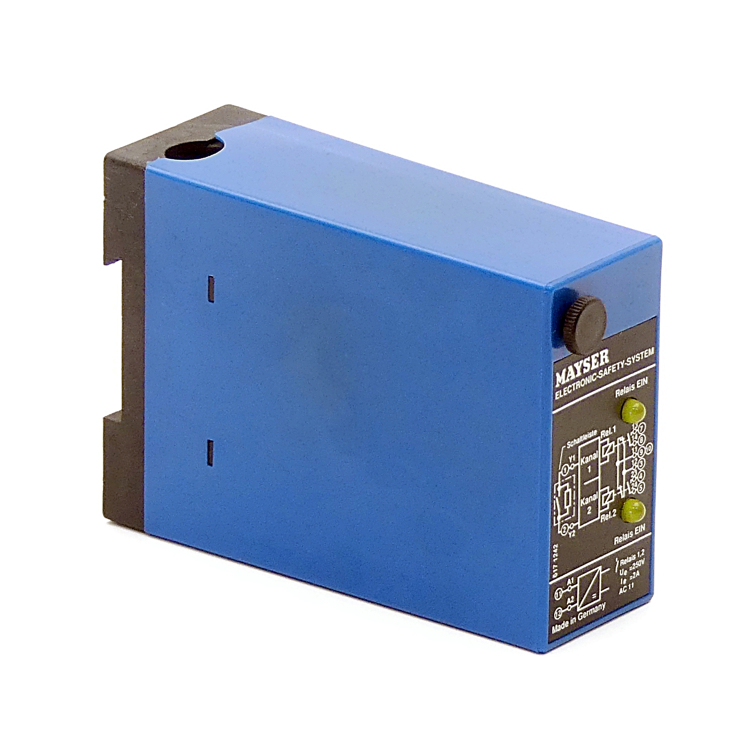 Safety switching device