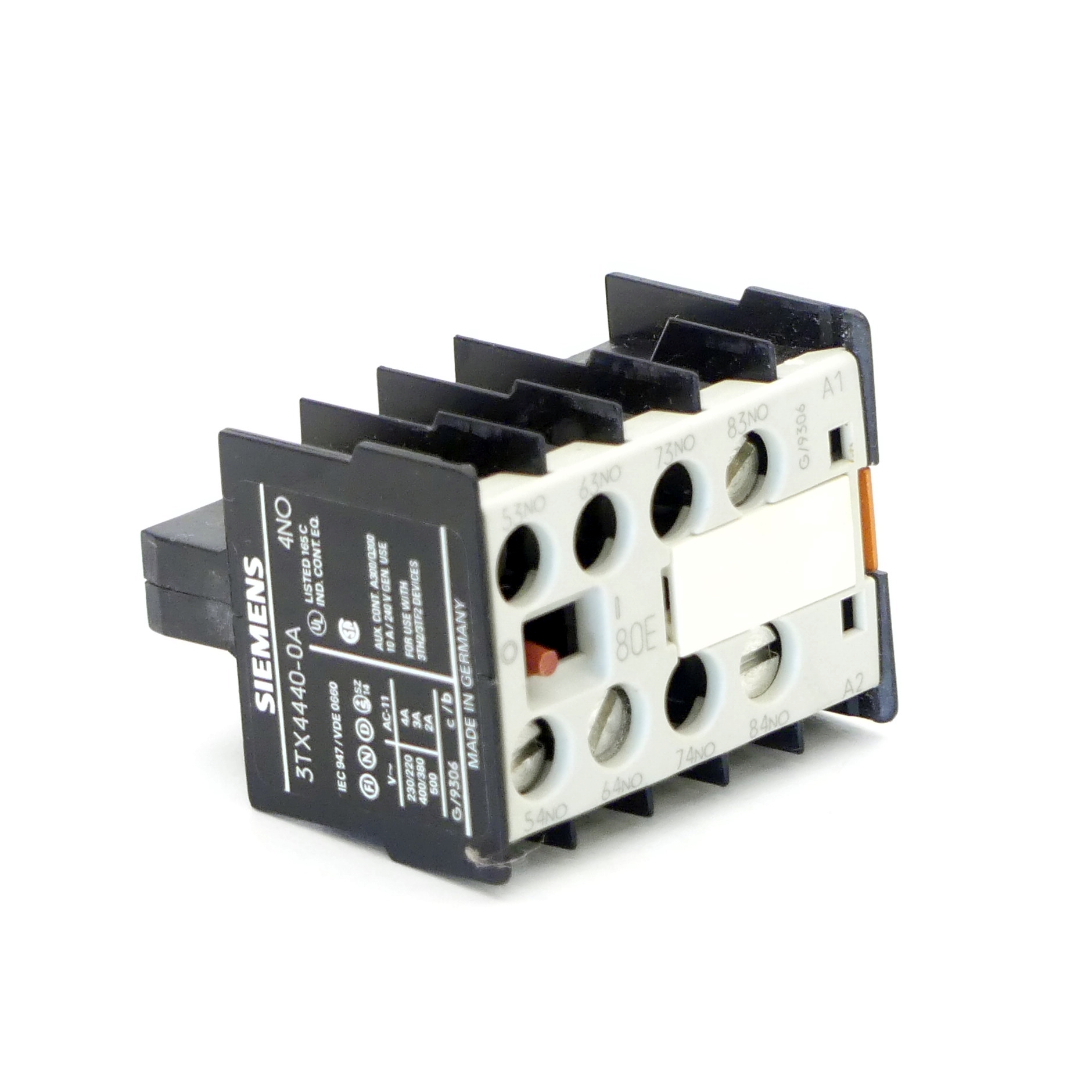 Auxiliary contact block