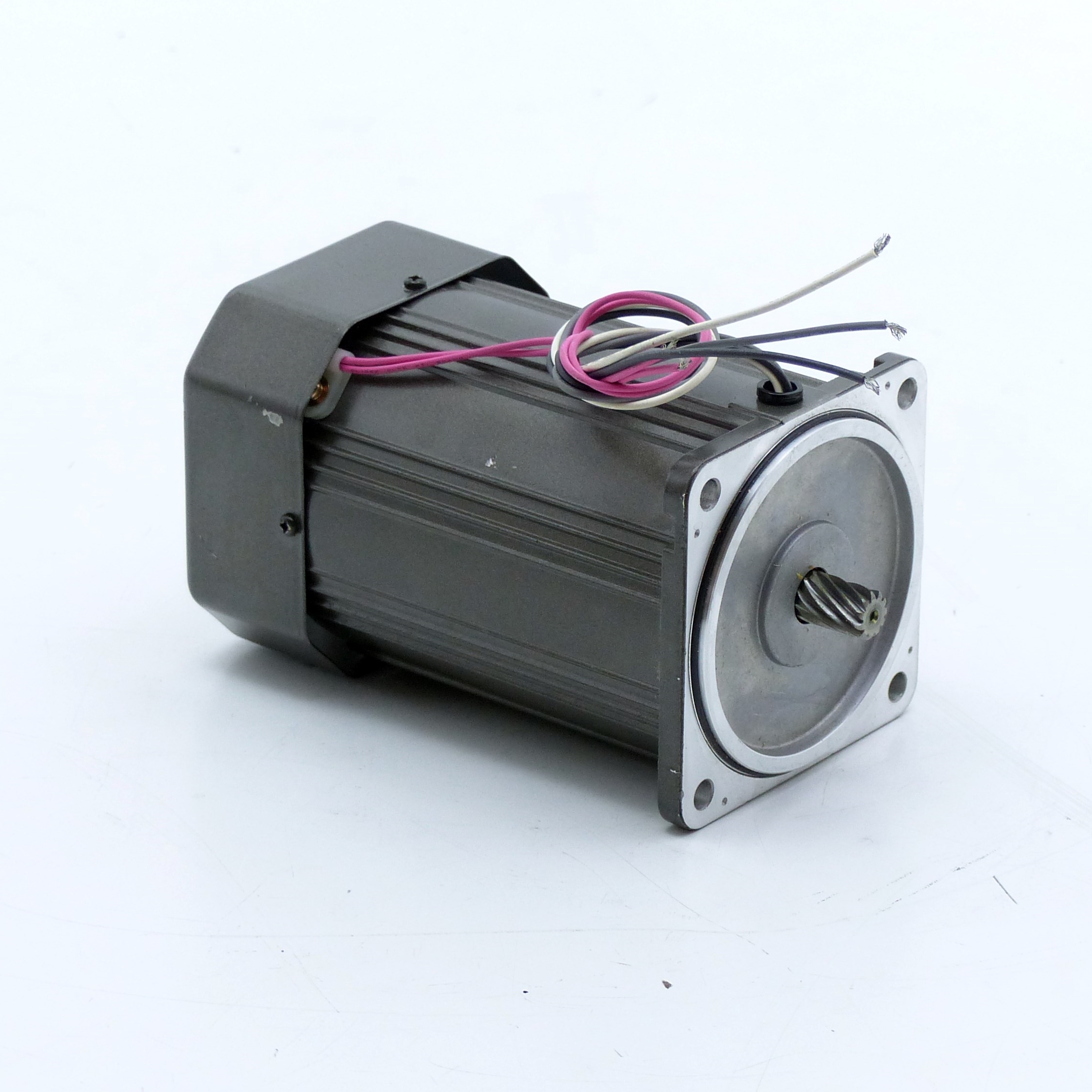新古 PANASONIC SERVO MOTOR M9MC60GB4Y サーボモーター(FAFR50131B064)