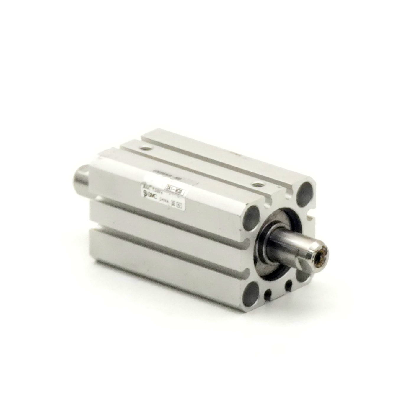 Compact cylinder 