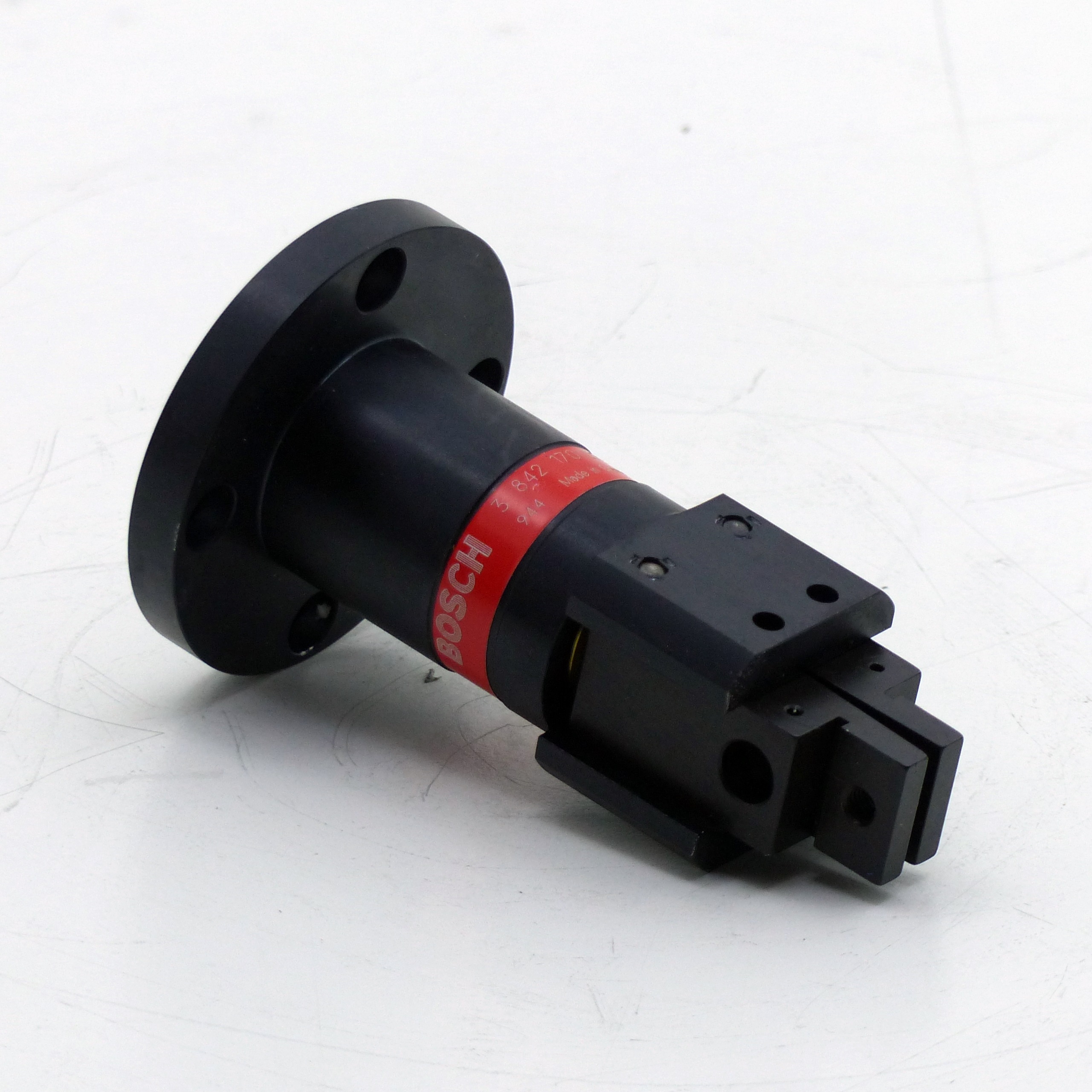 Pneumatischer Greifer