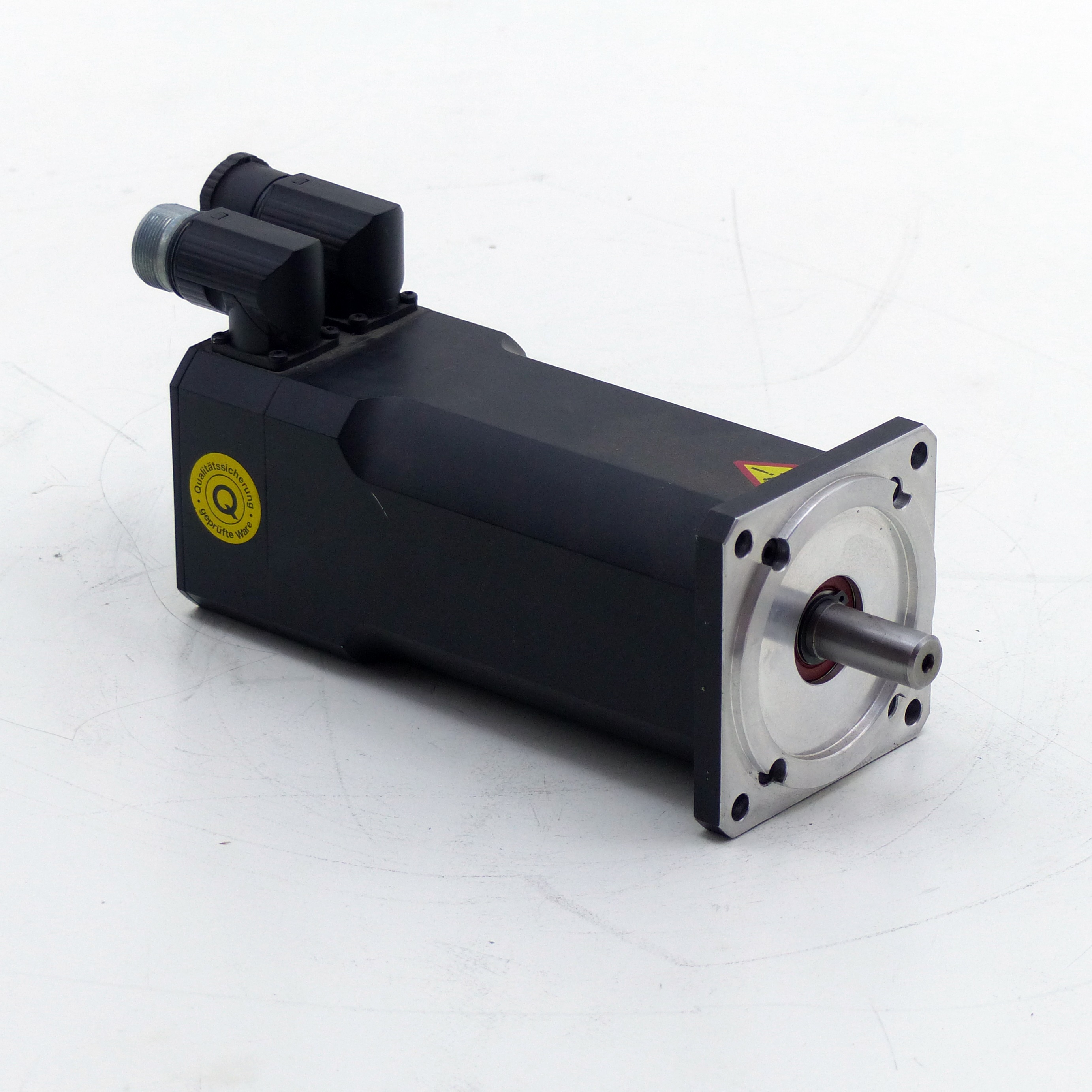 Servomotor