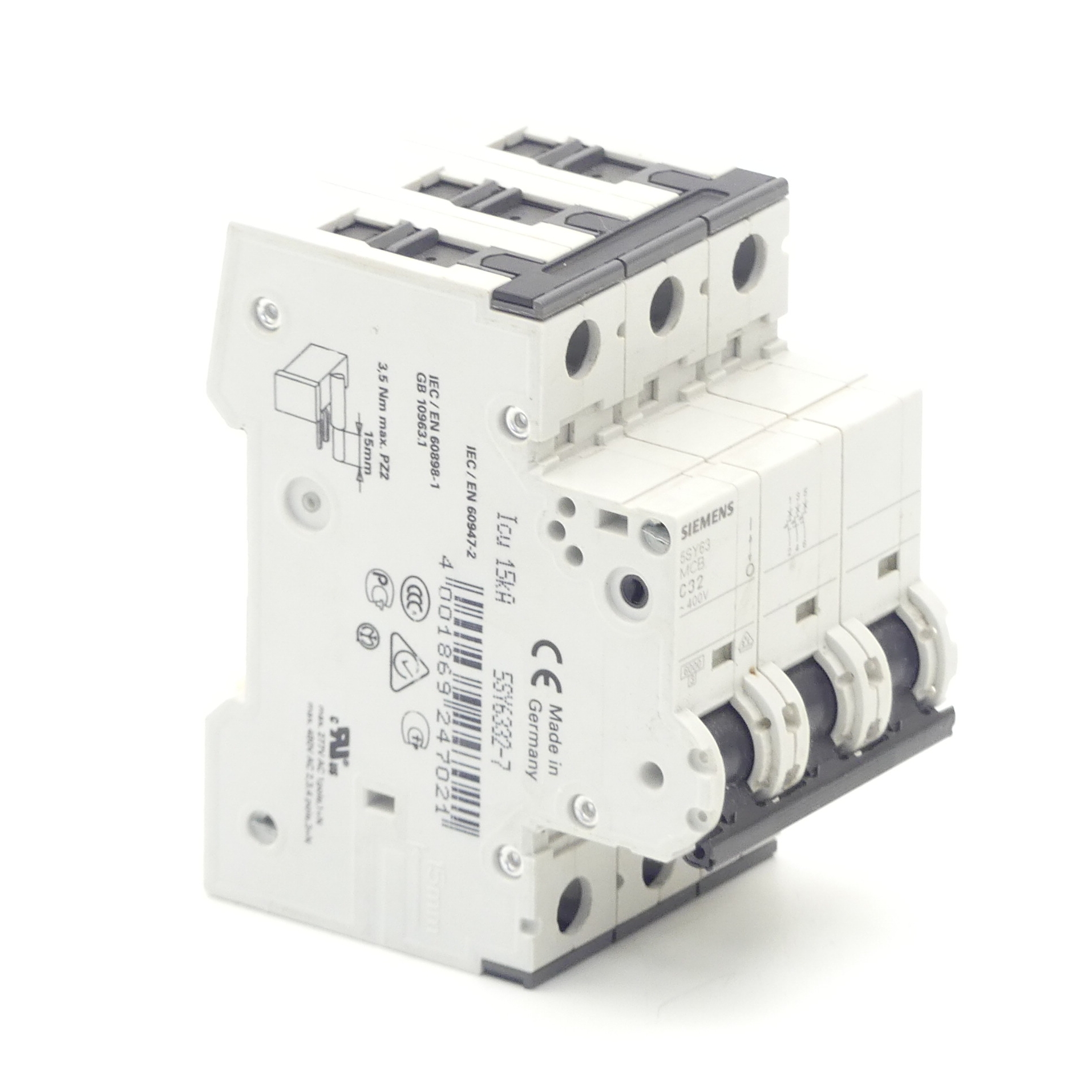 Circuit breaker 