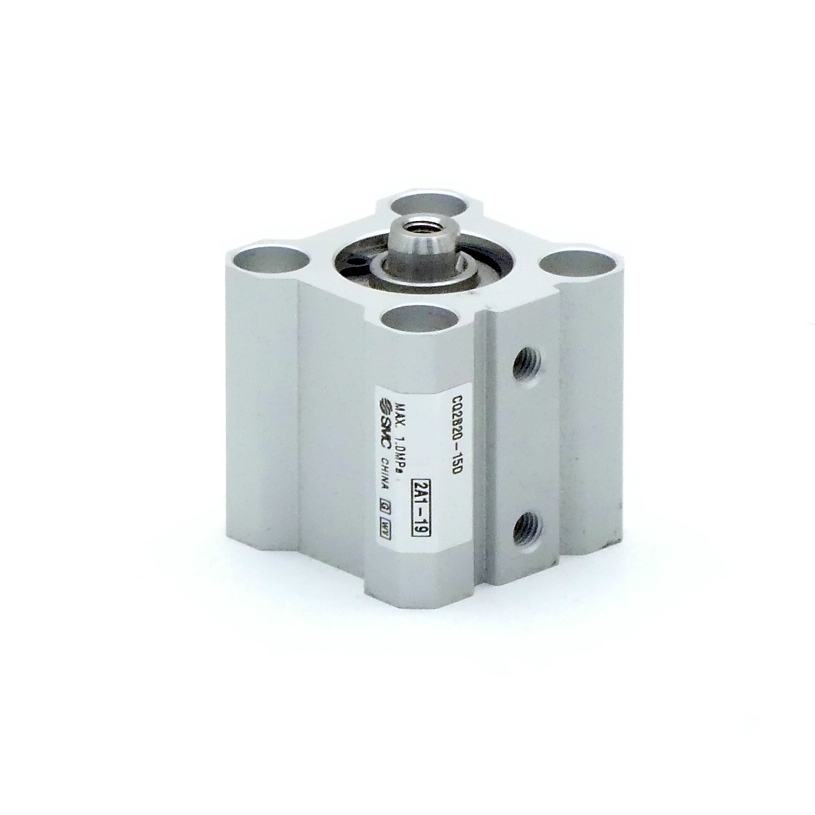 Short stroke cylinder