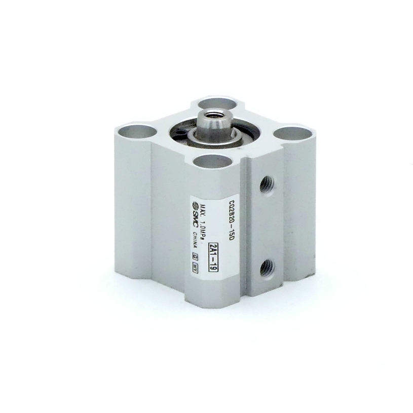 Short stroke cylinder 