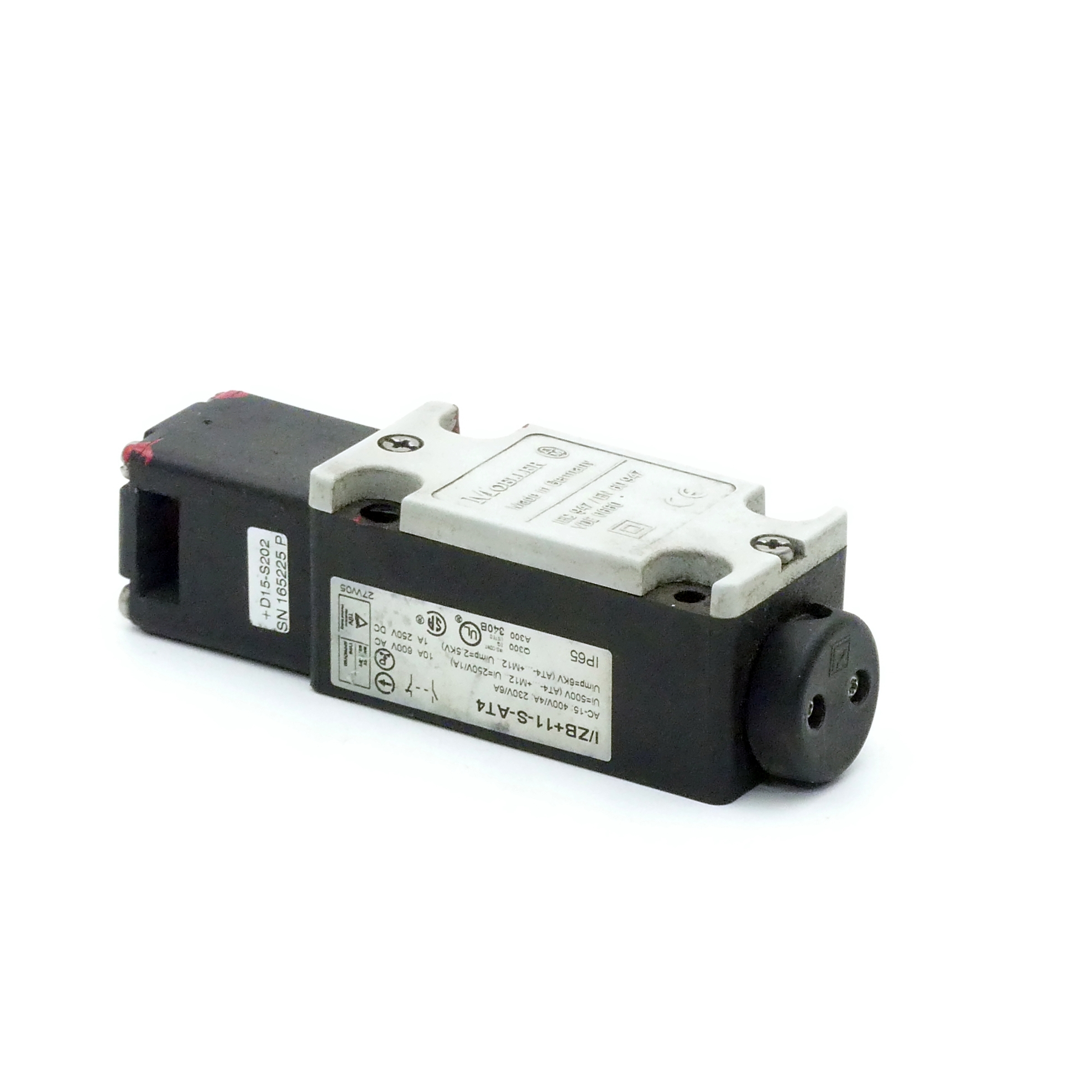 Safety limit switch
