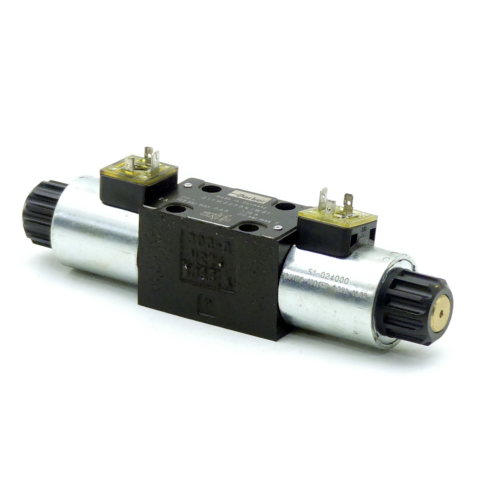 4/2 - Directional control valve  Used