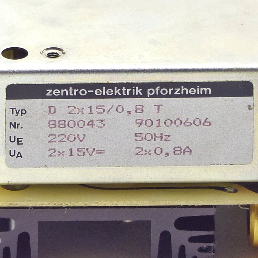 Netzgerät D 2x 15/0,8 T 