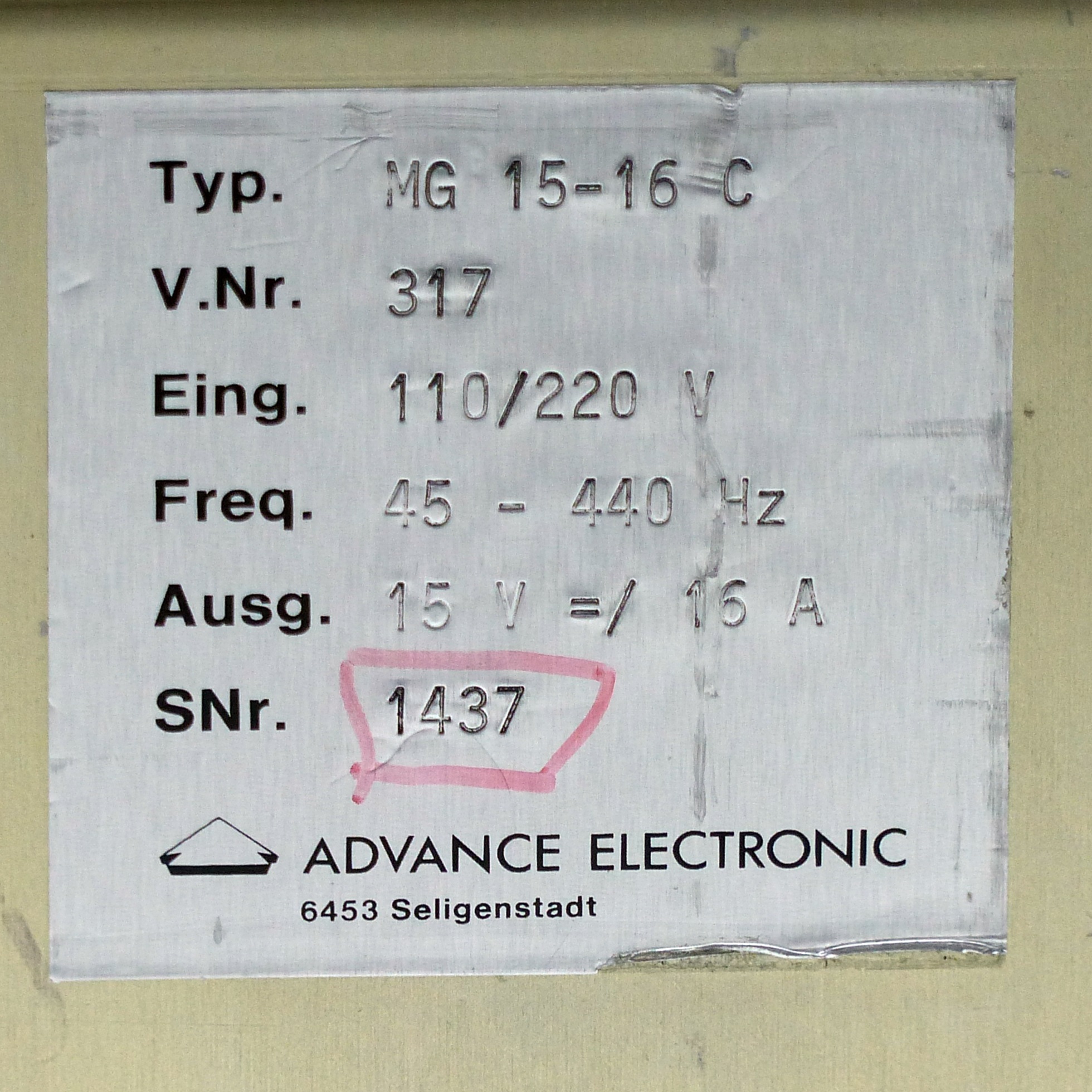 Netzgerät MG 15-16 C 