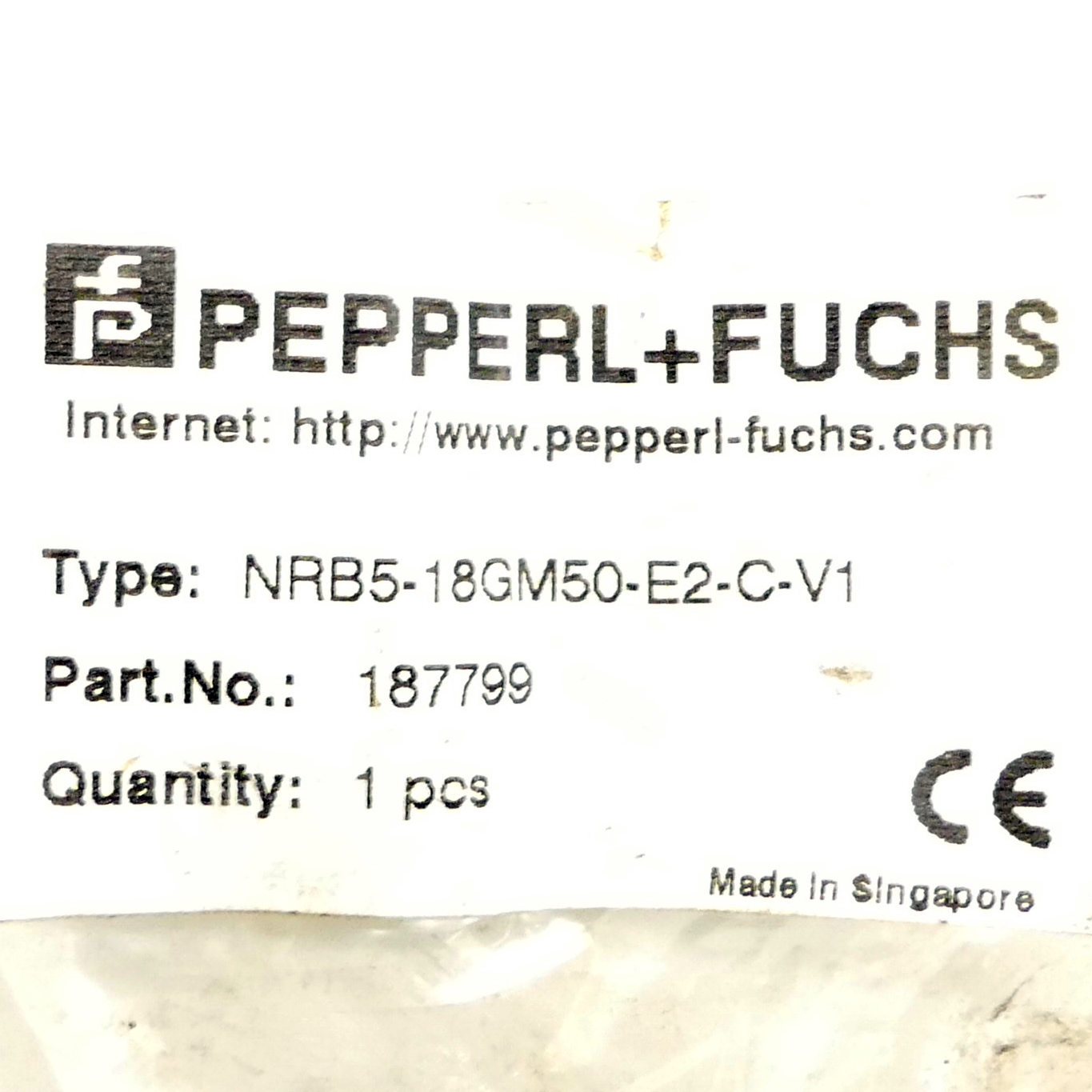 Induktiver Sensor NRB5-18GM50-E2-C-V1 