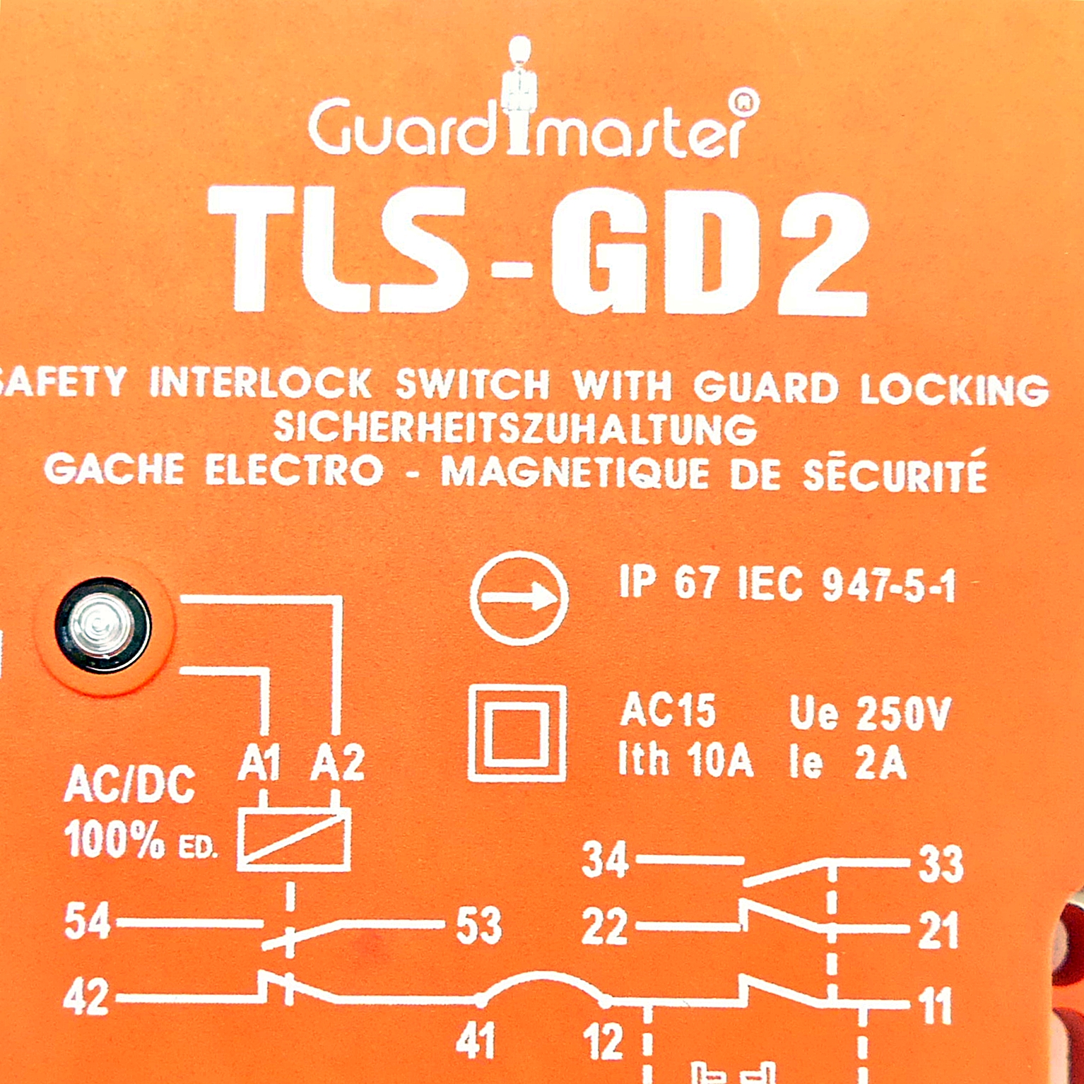 magnetic locking switch