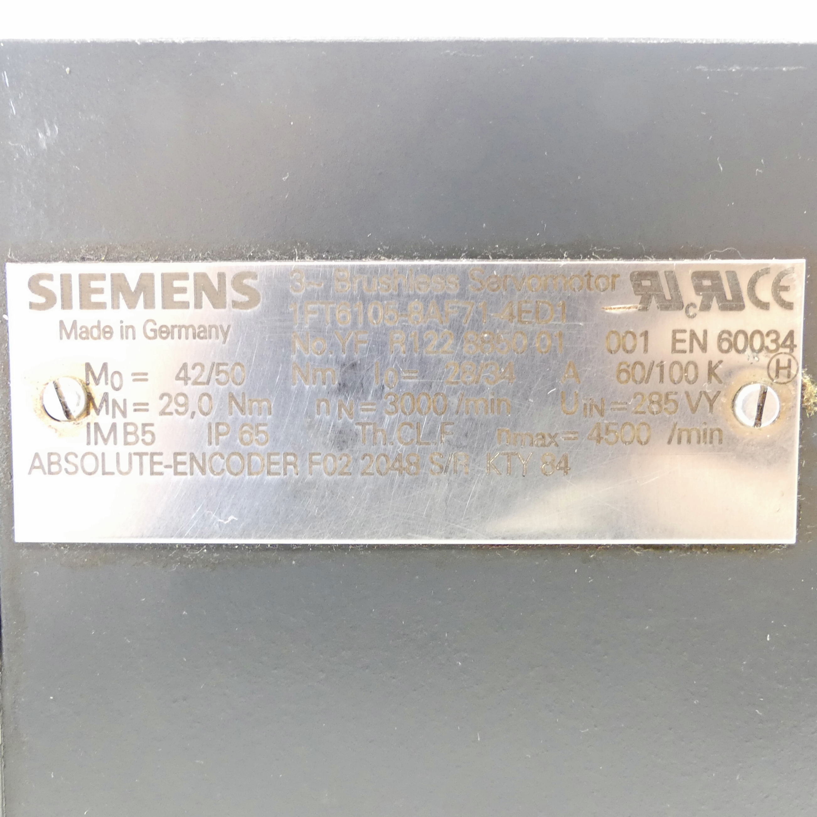 Servo motor 