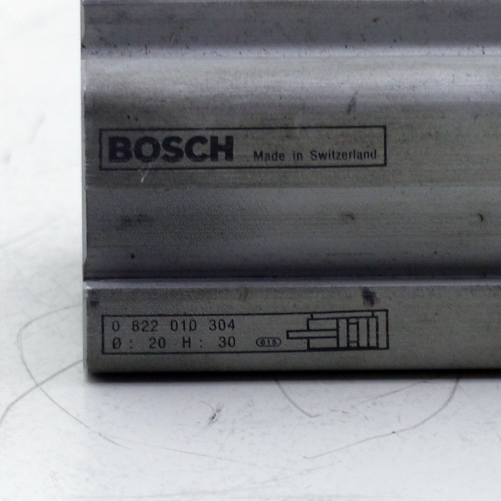 Compact Cylinder 20 x 30