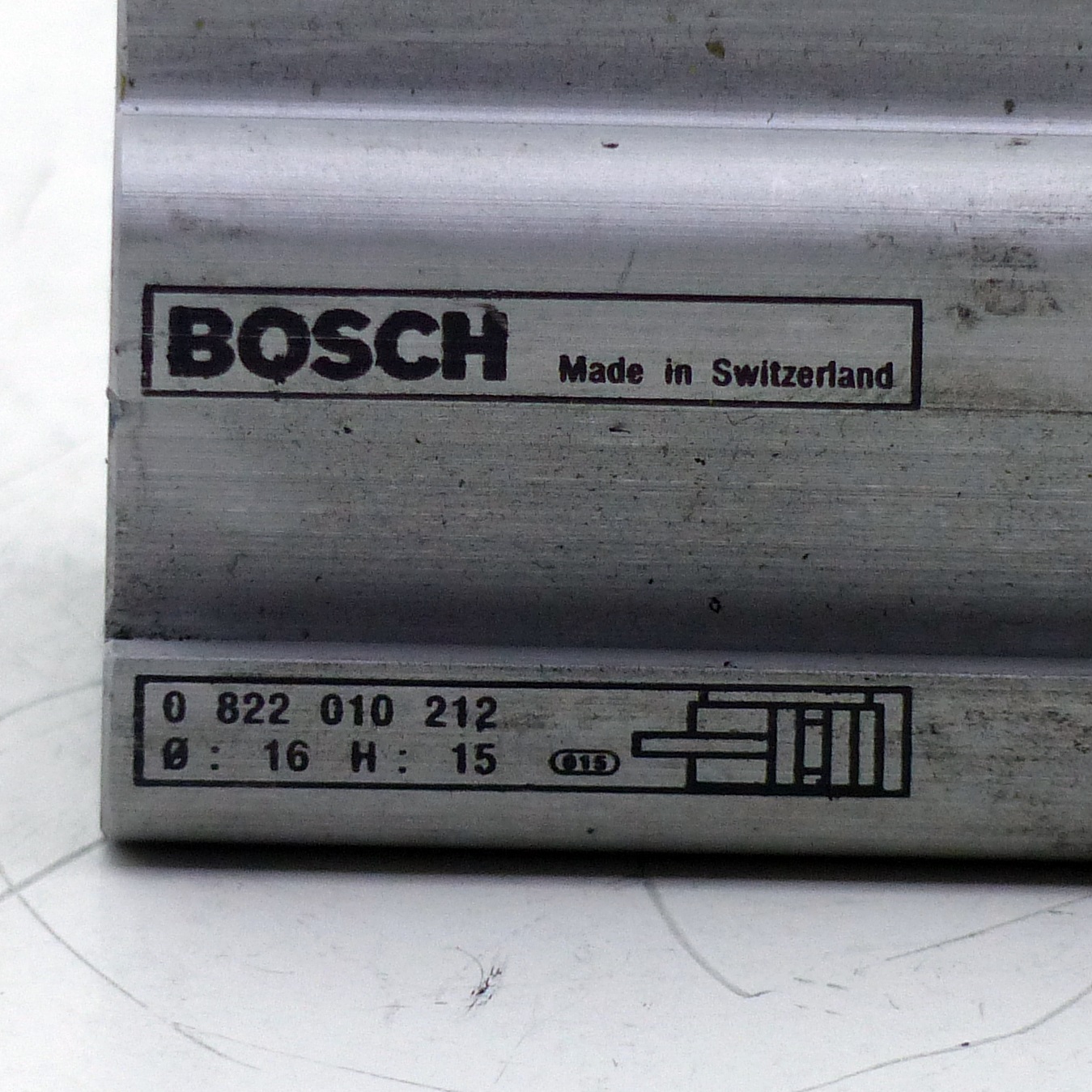 Short-stroke Cylinder 16 x 15