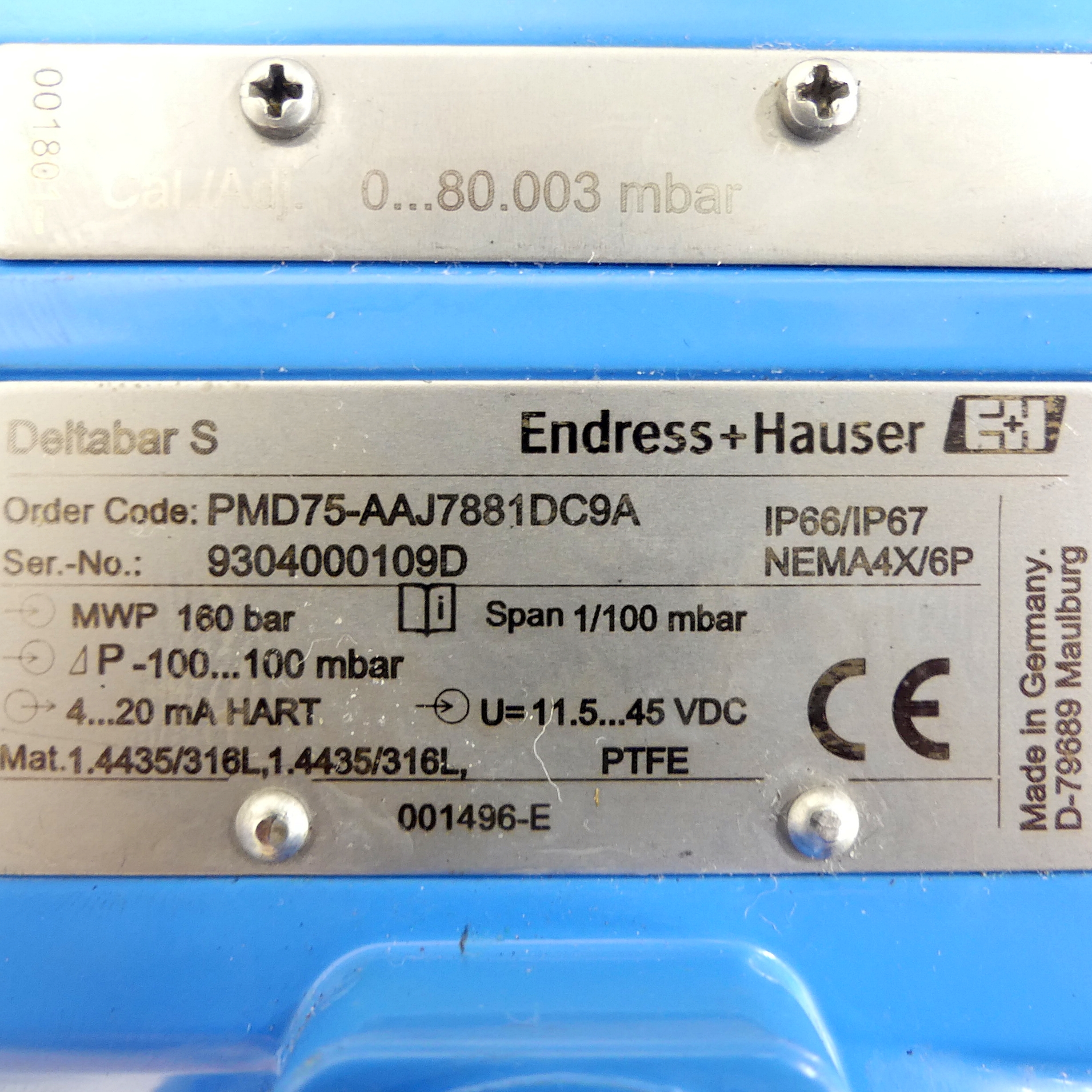 Differential pressure transmitter
