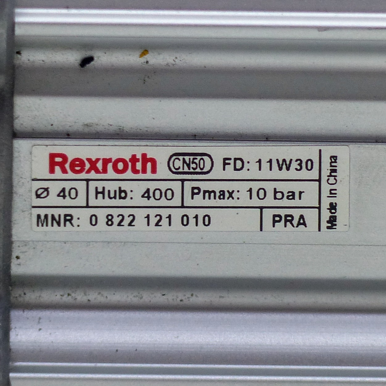 Tie rod Cylinder 40 x 400  New