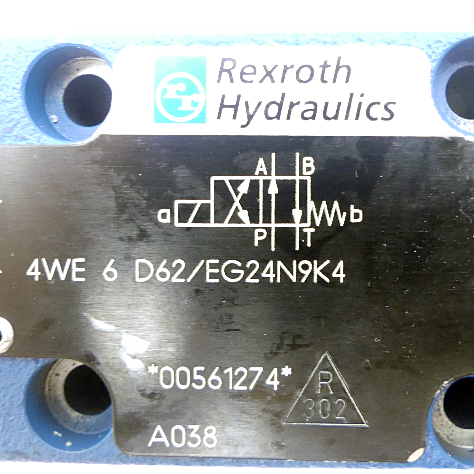 4/2 Directional control valve 4WE 6 D62/EG24N9K4
