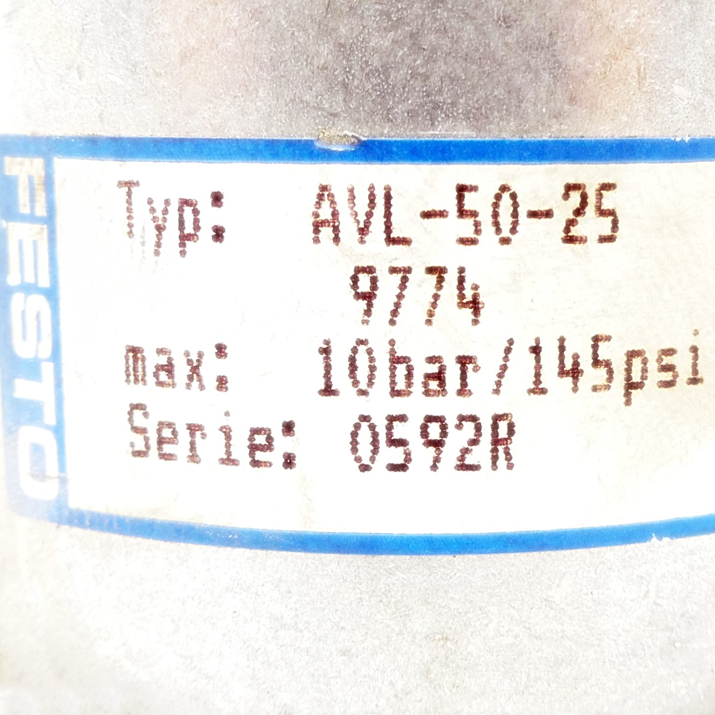 Short-stroke cylinder