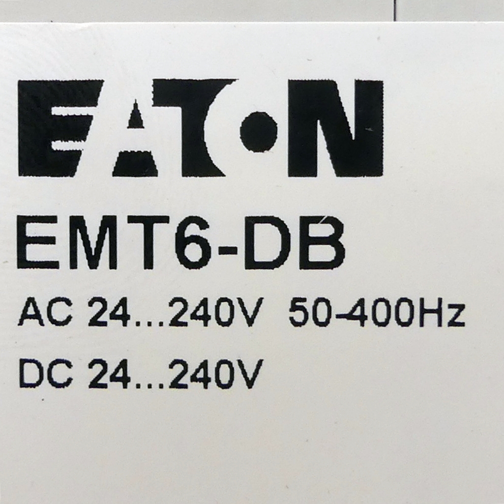Thermistor motor protection relay