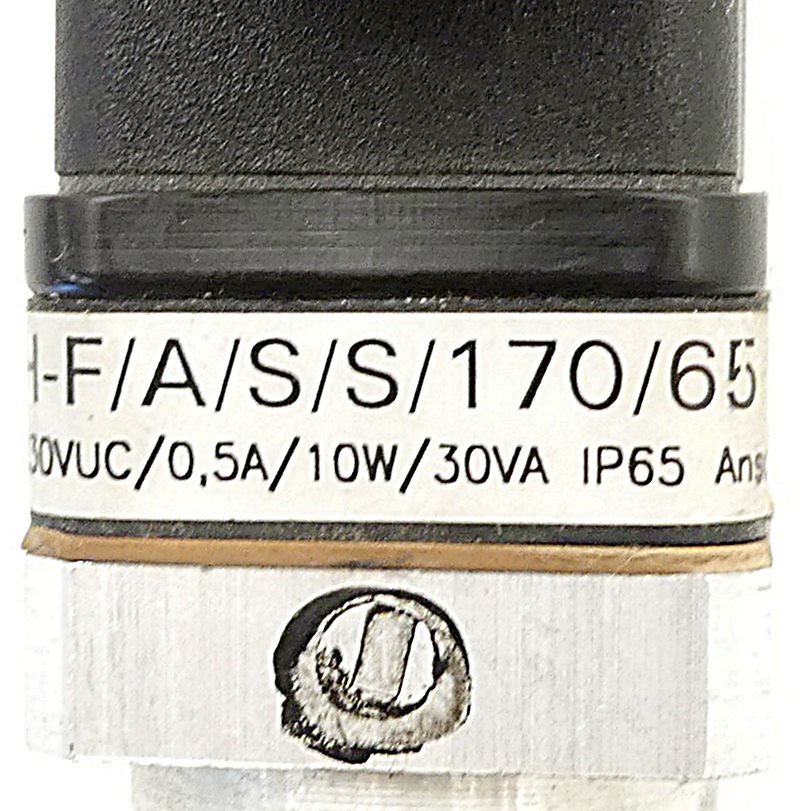 Level switch