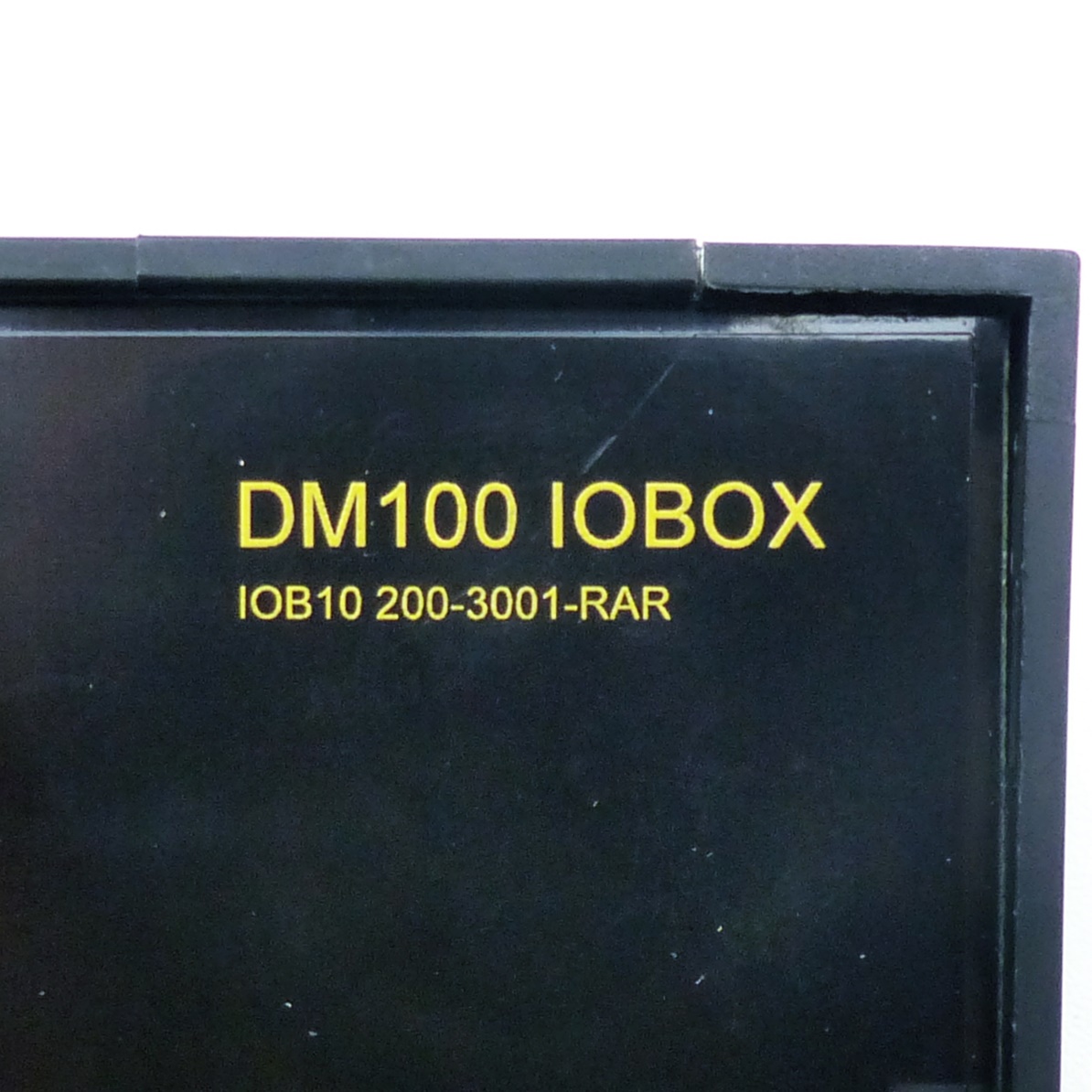 DM100 IOBOX