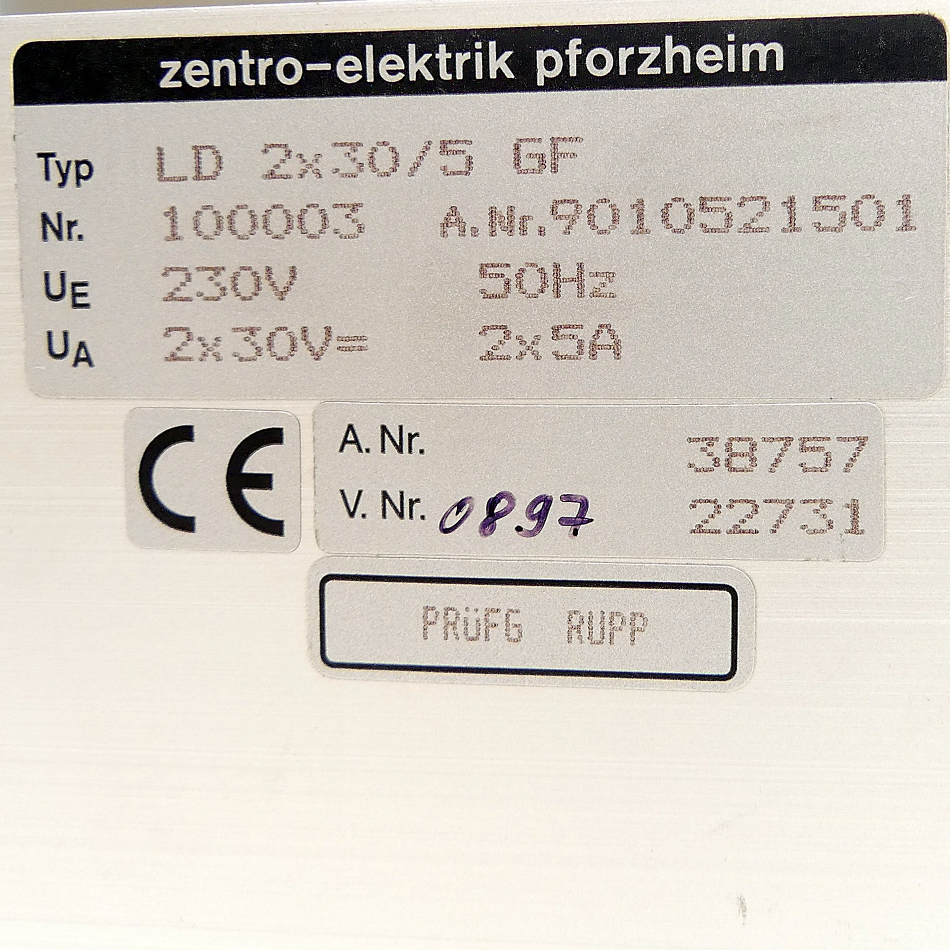 Labor-Doppel-Netzgerät LD 2x30/5 GF 
