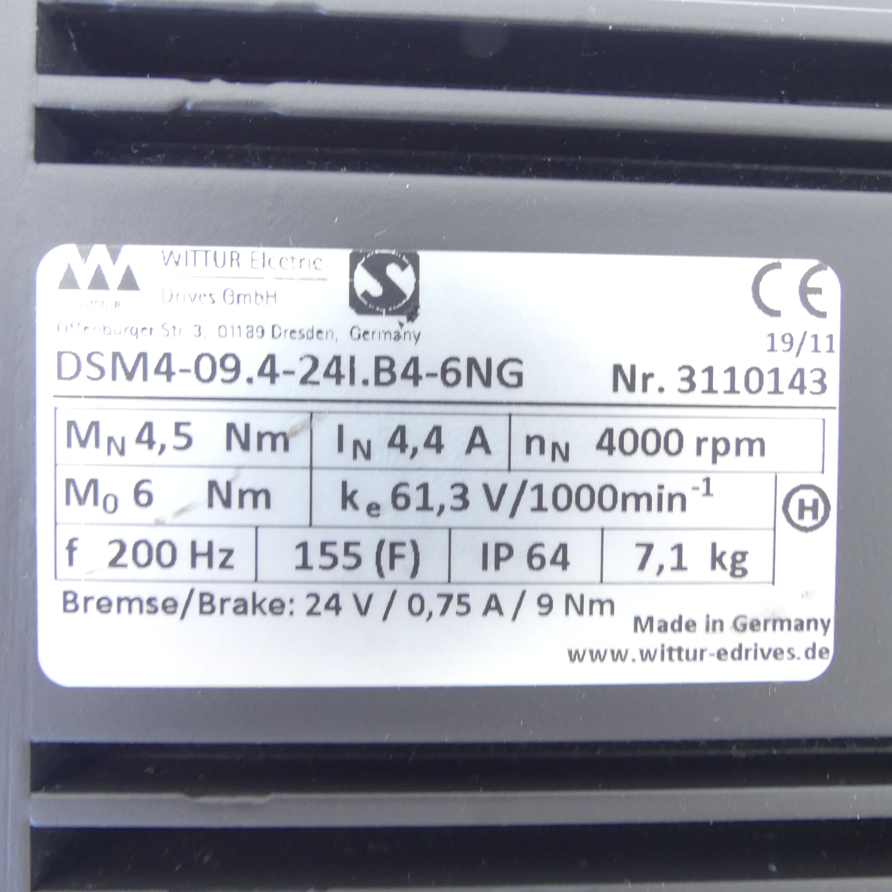 Servomotor DSM4-09.4-24I.B4-6NG