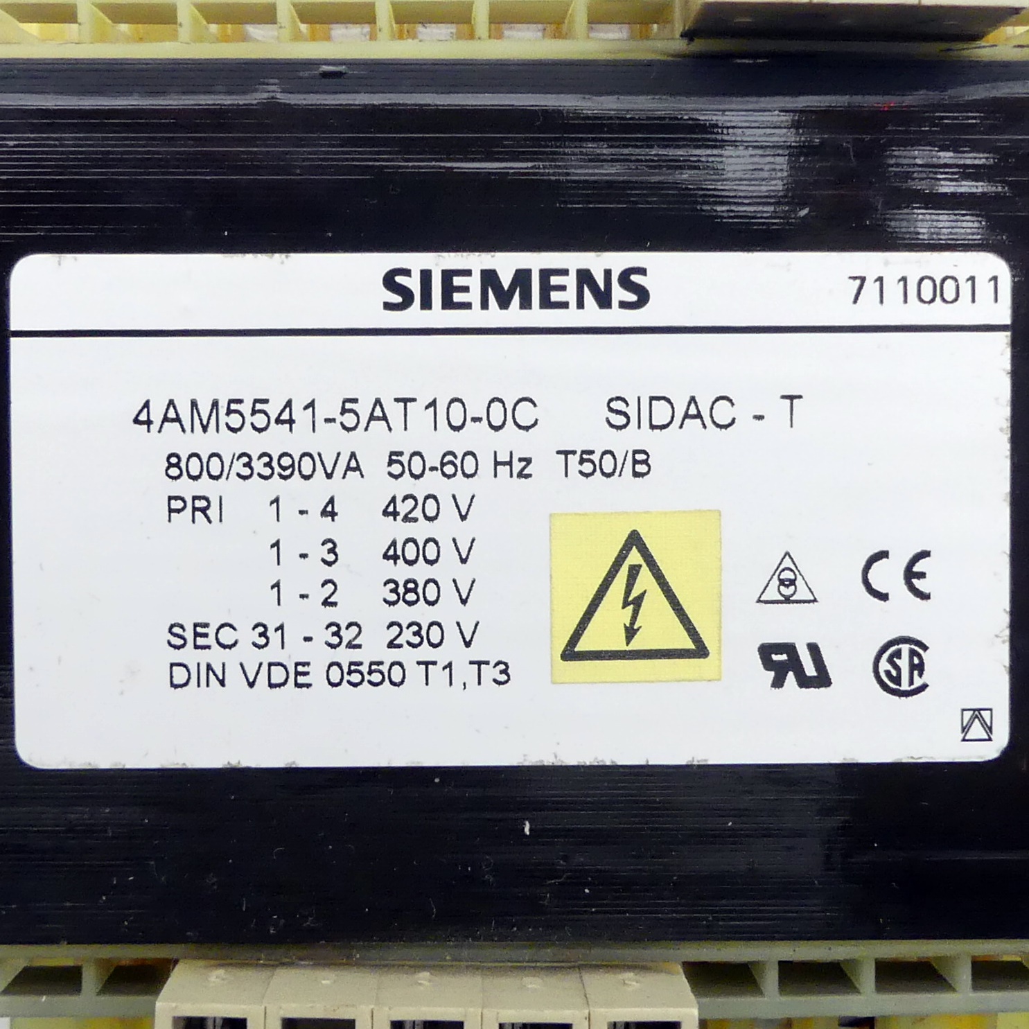 Transformer 4AM5541-5AT10-0C