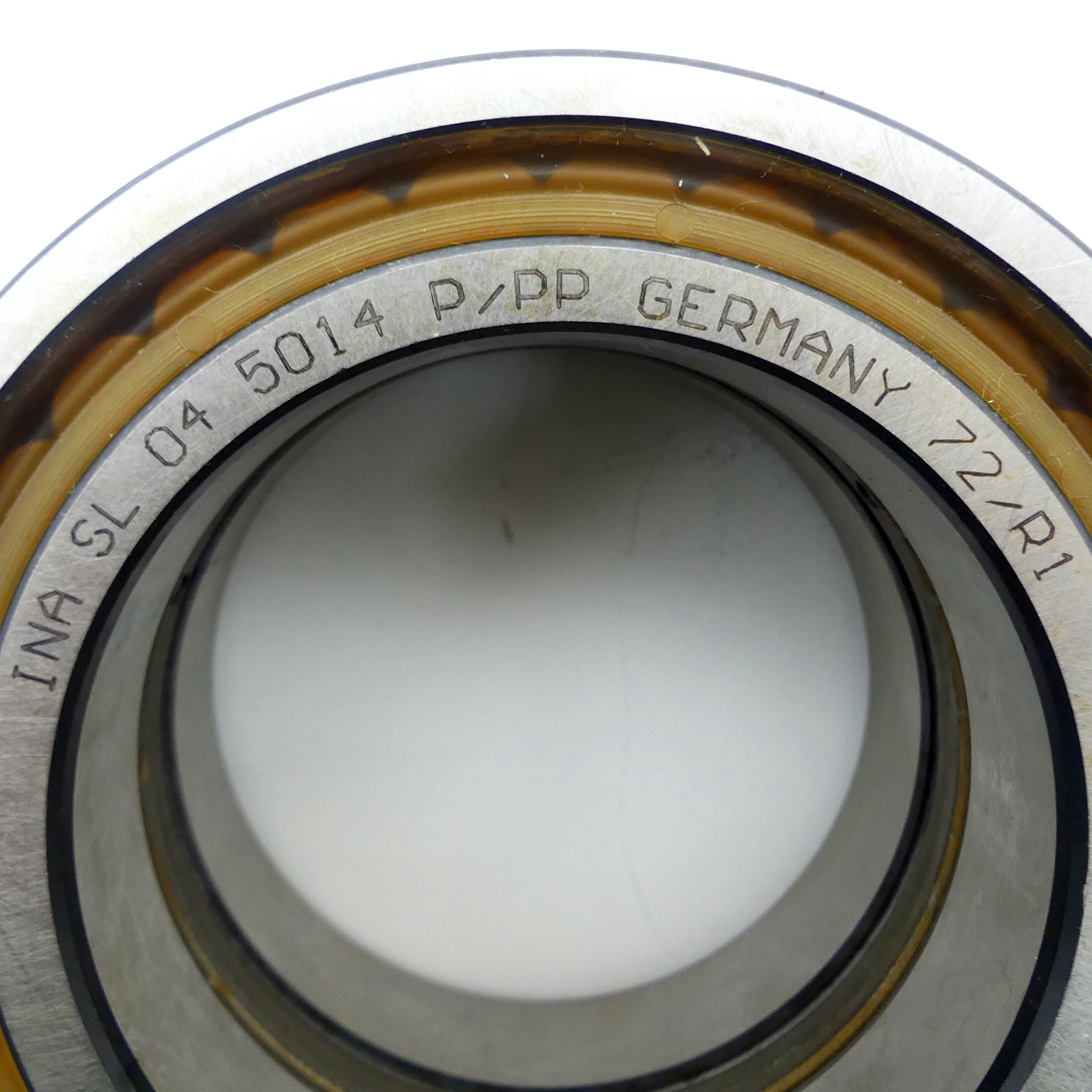 Roller bearing