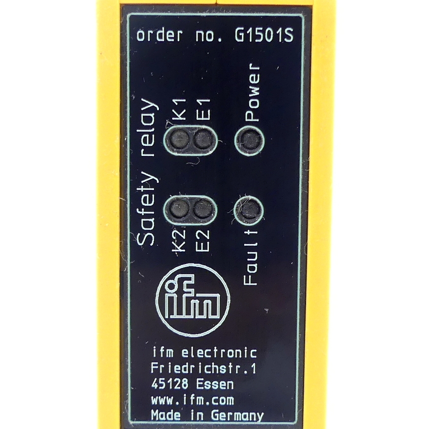 Safety relay