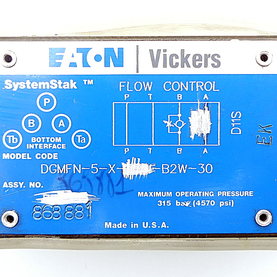 Throttle check valve 