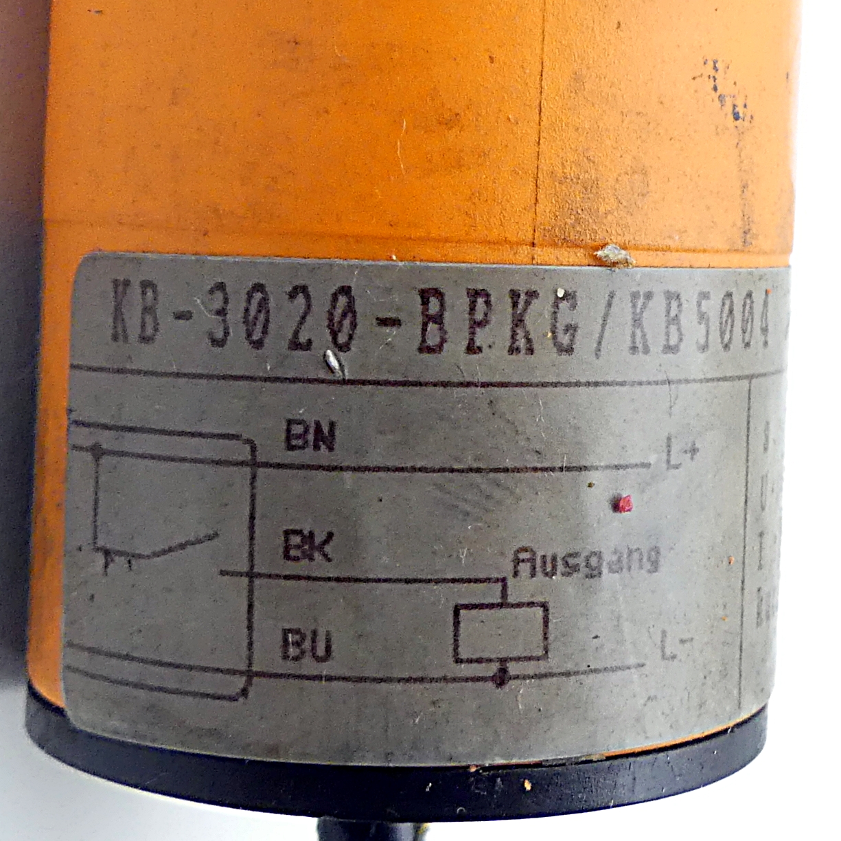 electronic proximity switch