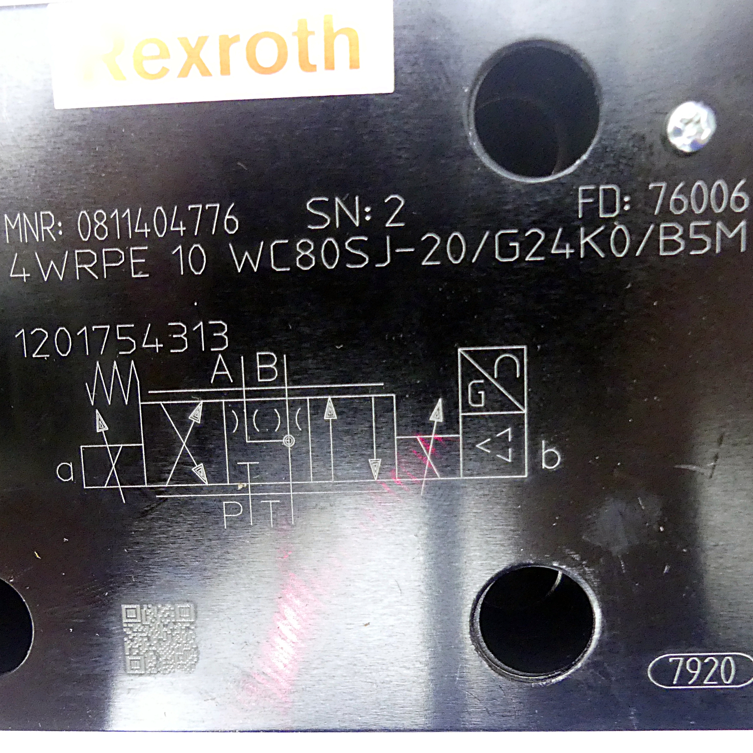 Proportional-Wegeventil 4 WRPE 10 WC80SJ-20/G24K0/B5M