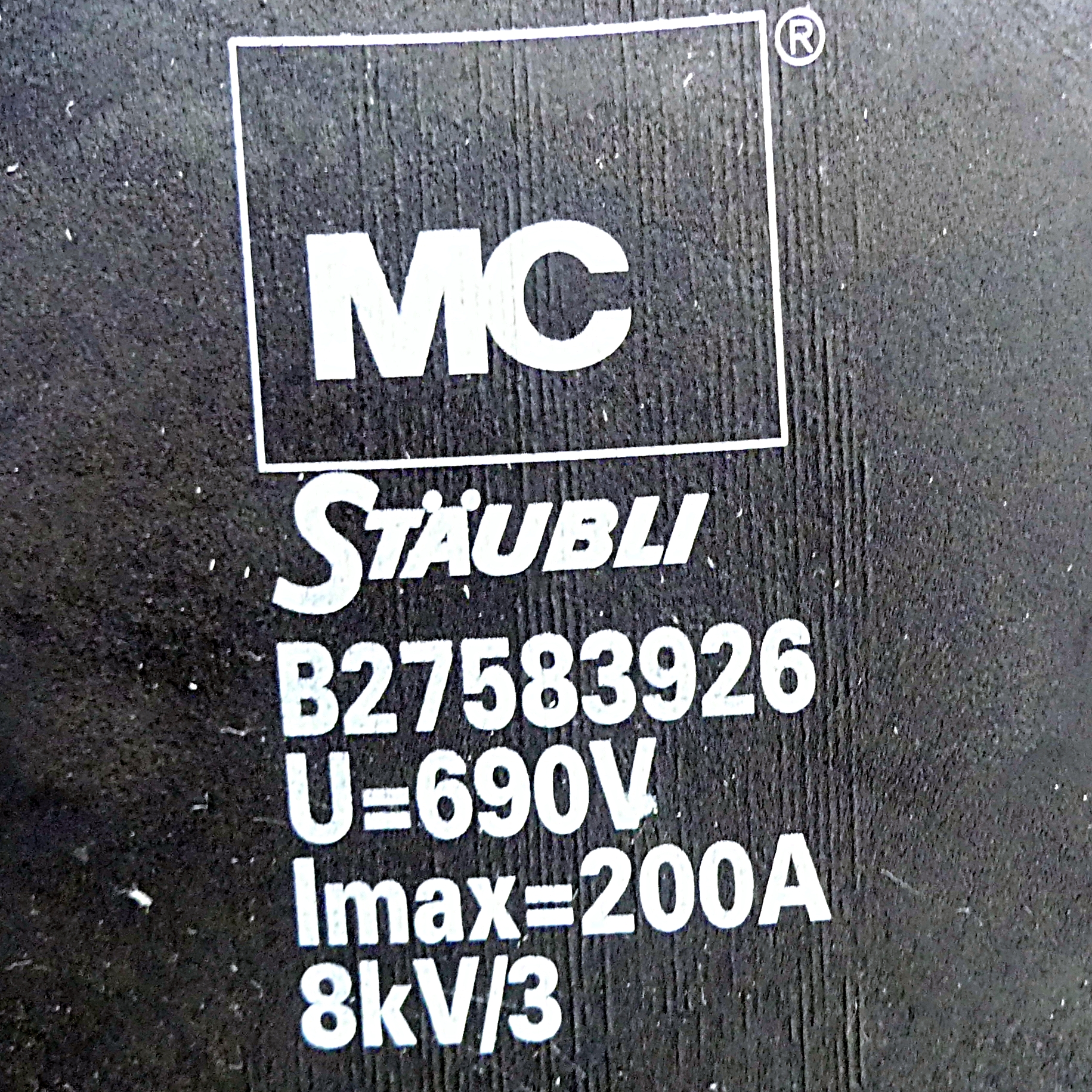 Leistungsstarker Steckverbinder  