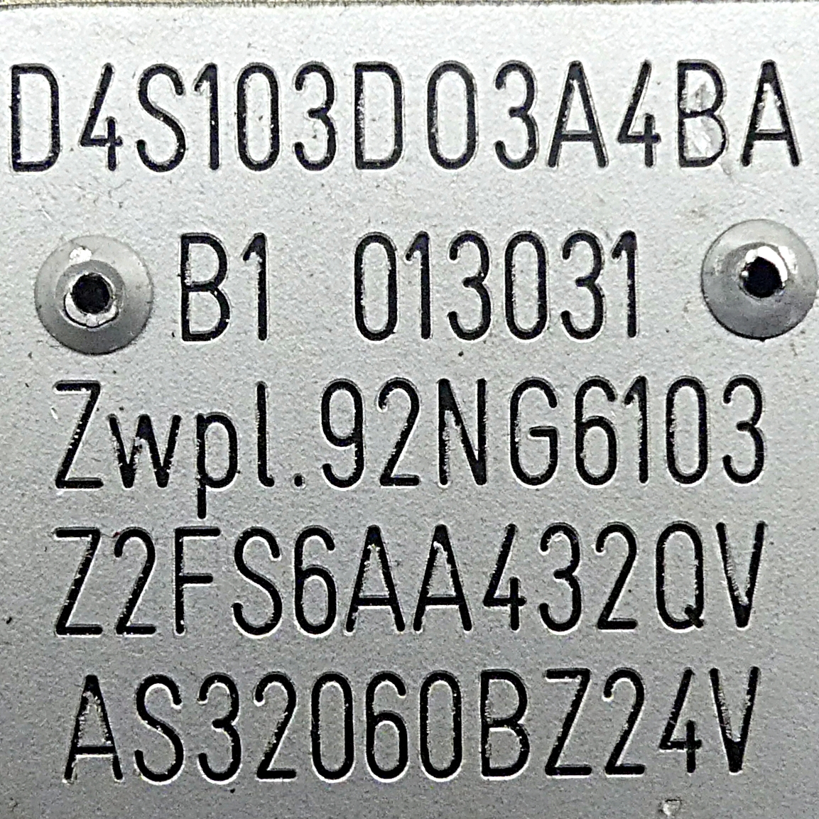 Hydraulic throttle check valve with electrical control