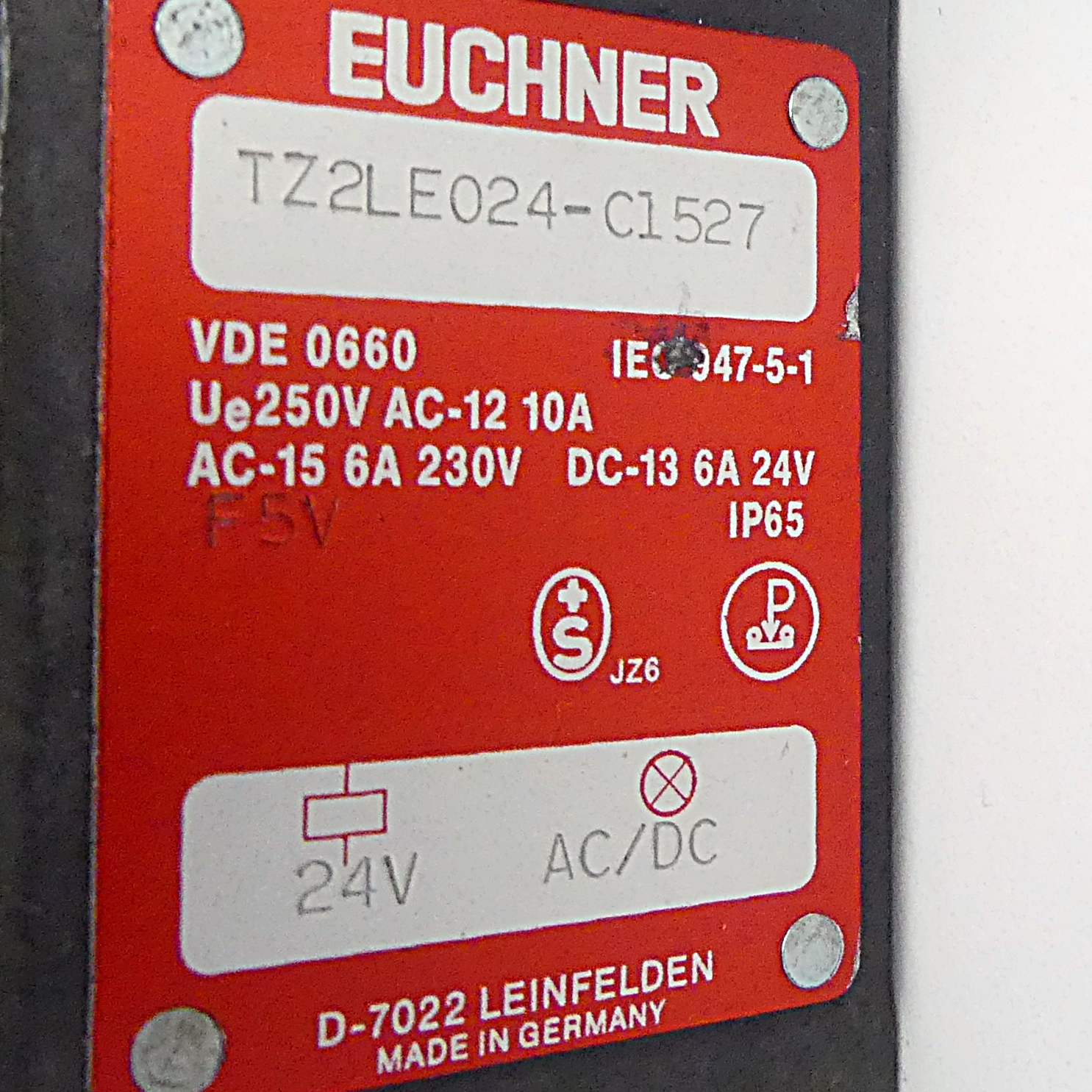 Safety switch 