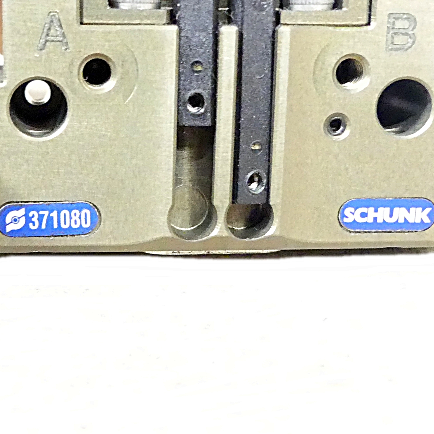Universal gripper PGN-plus 40 