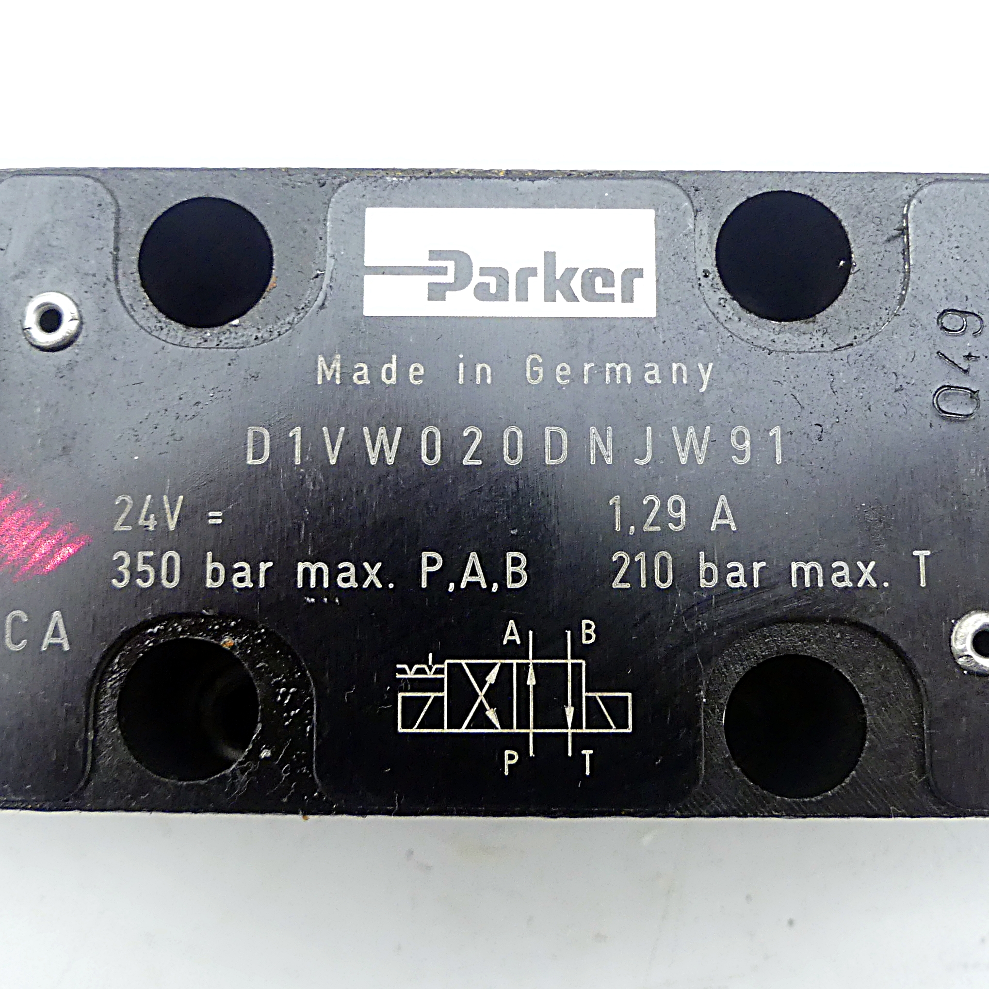4/2 - Directional control valve  Used