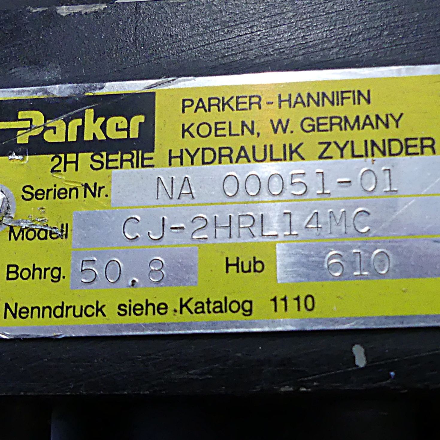 Hydraulic Cylinder  Used