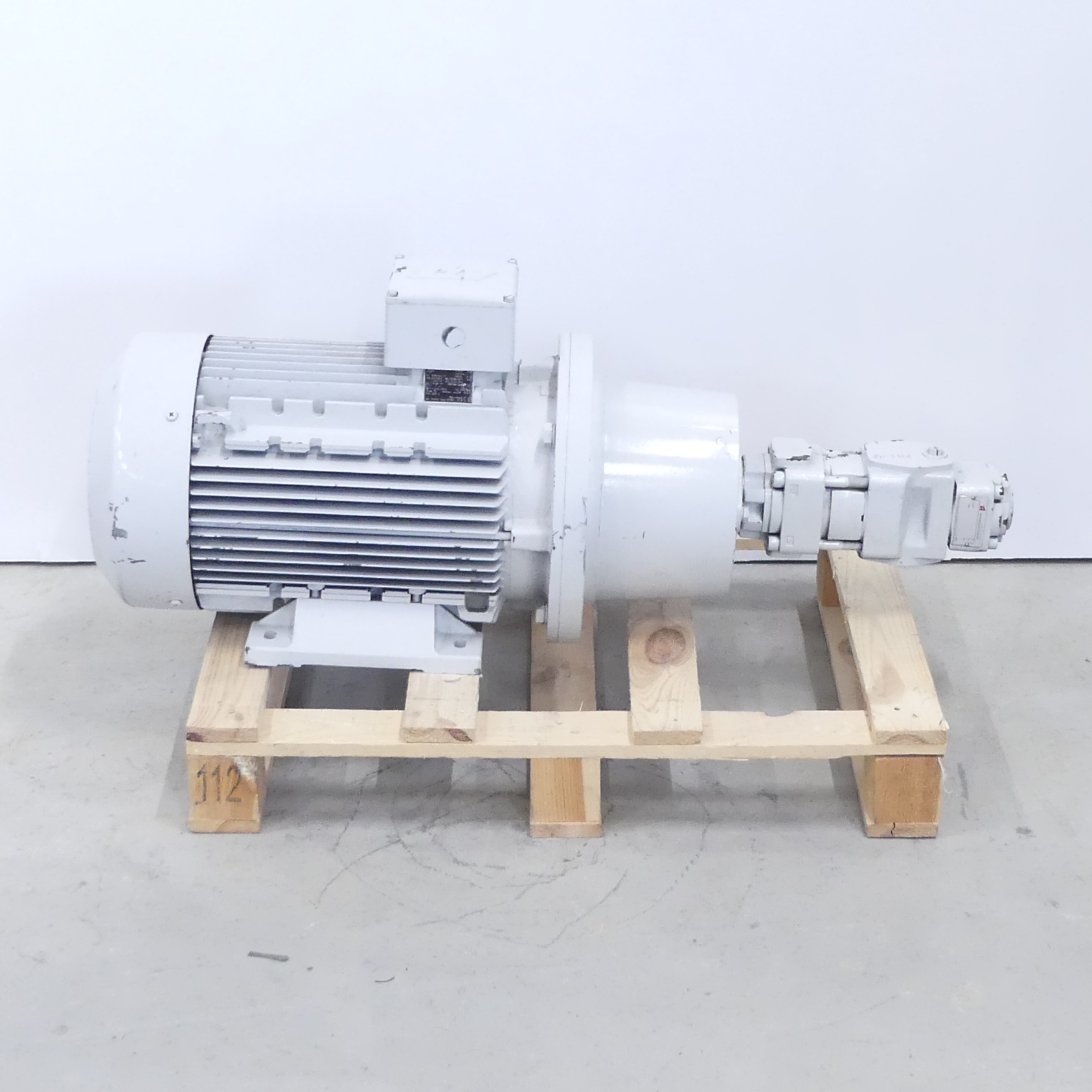 Hydraulic pump 0X33-016/21-016R 