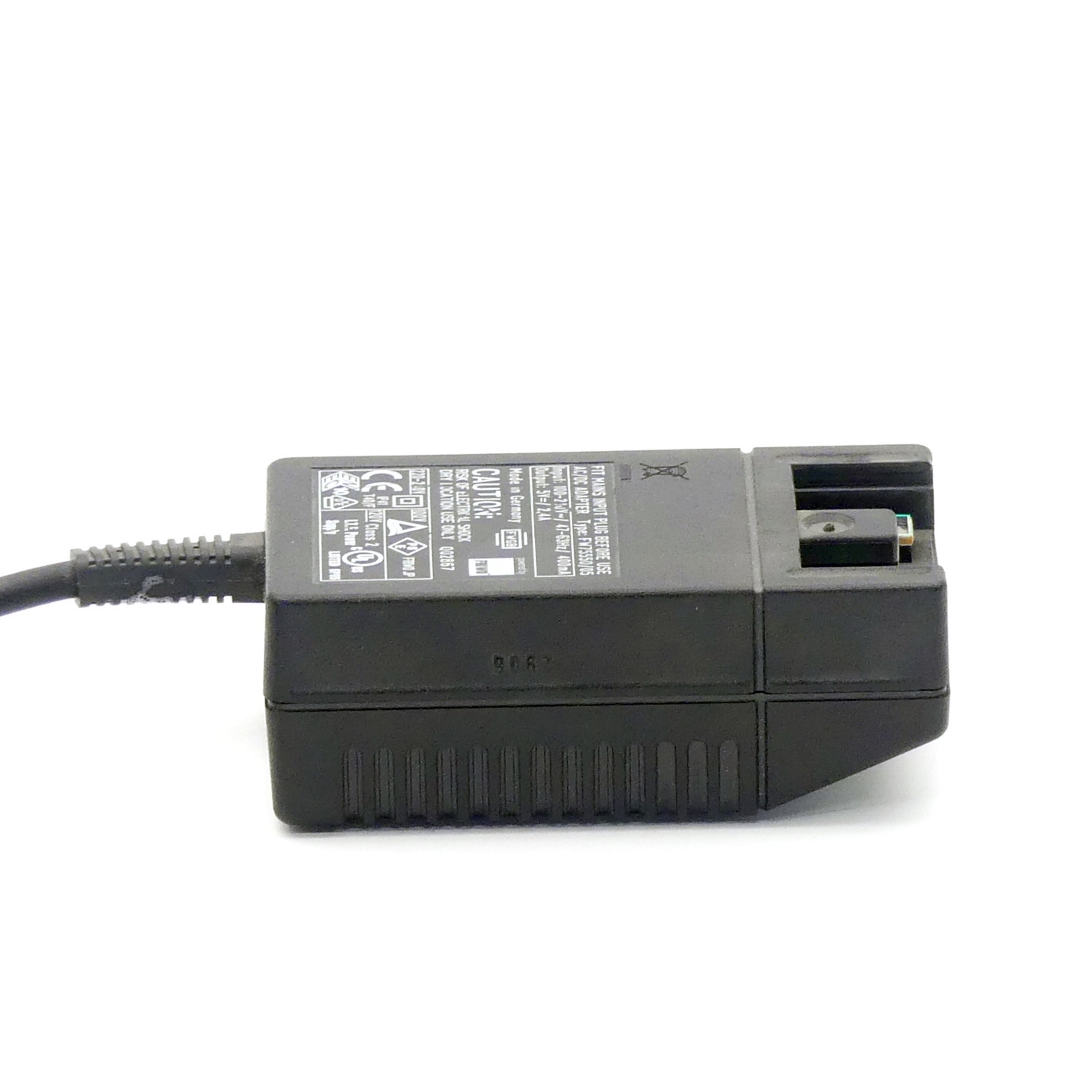 Displacement sensor 