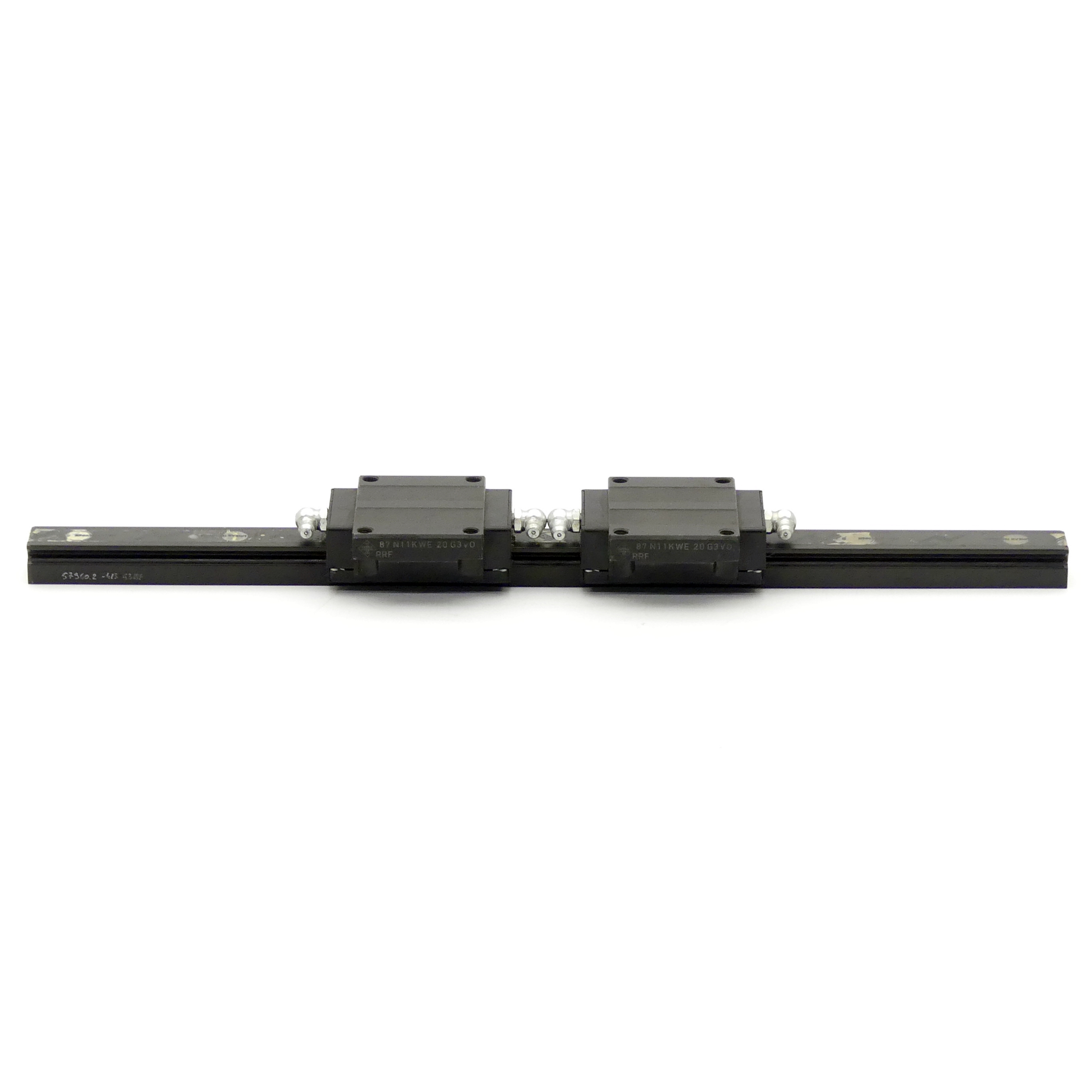 Ball carriage with guide rail