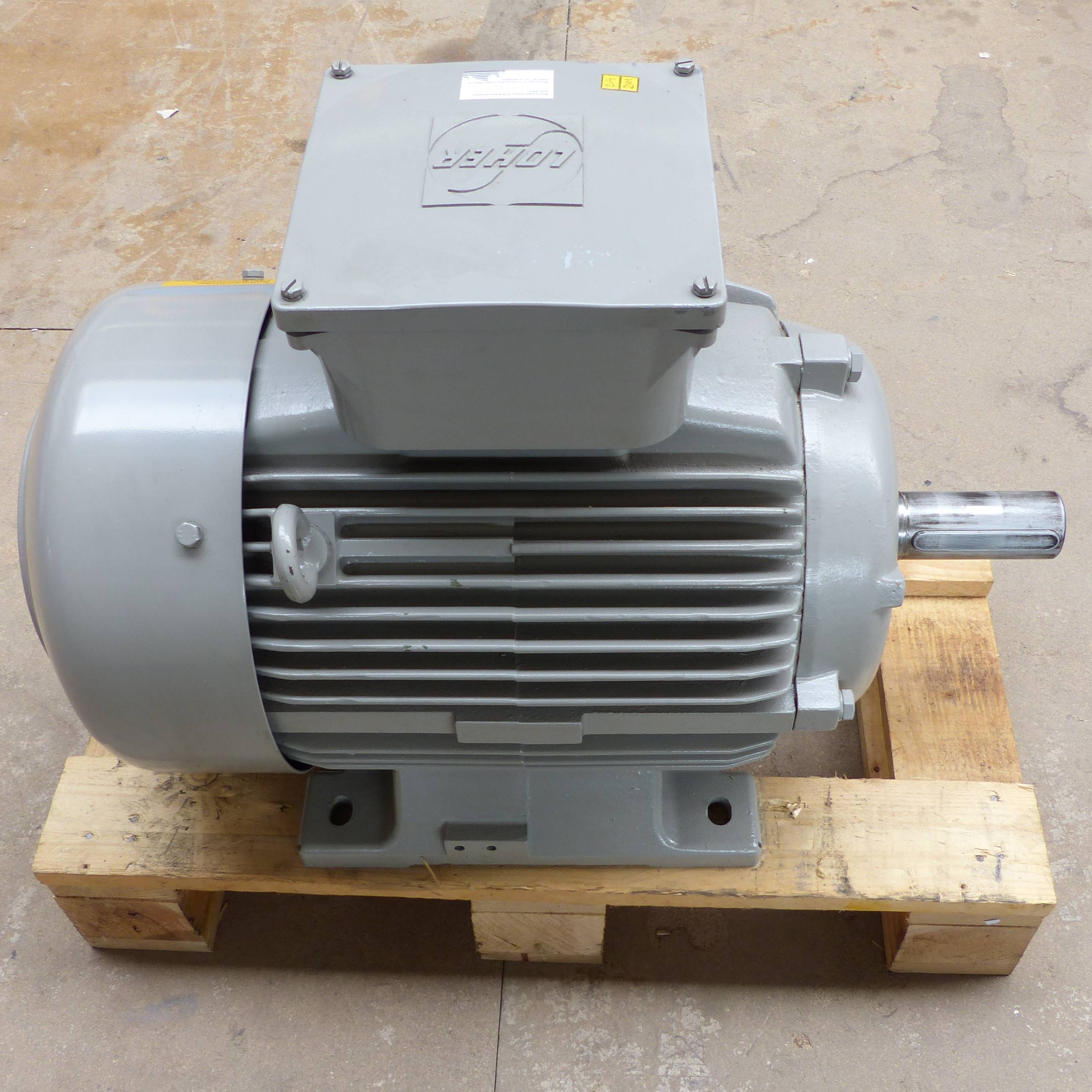 Drehstrommotor AVGA-180LB-64A 