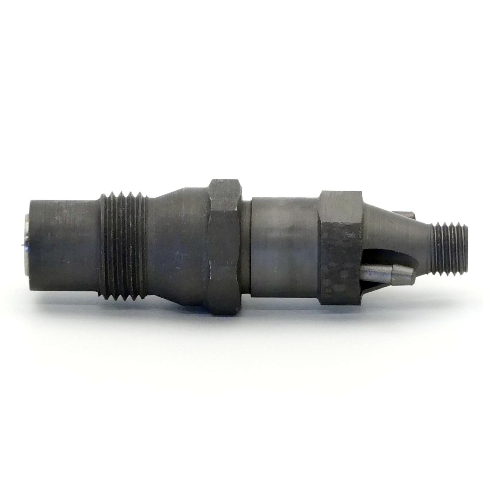 Nozzle and holder assembly 