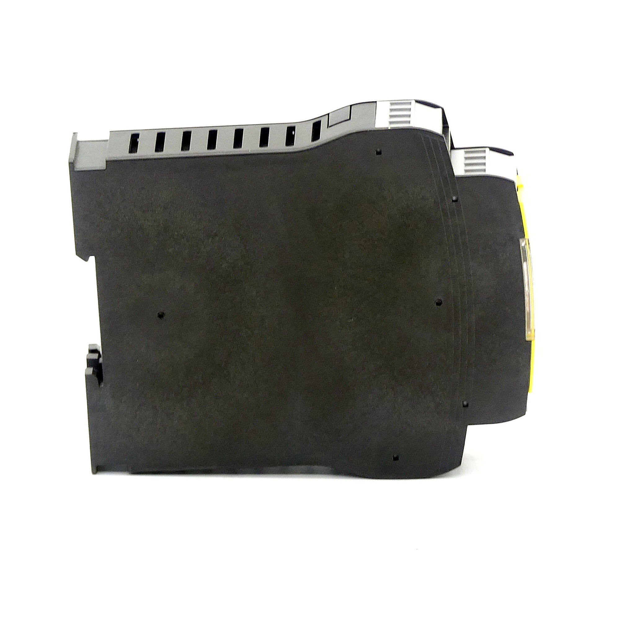 Monitoring magnetic safety sensors 