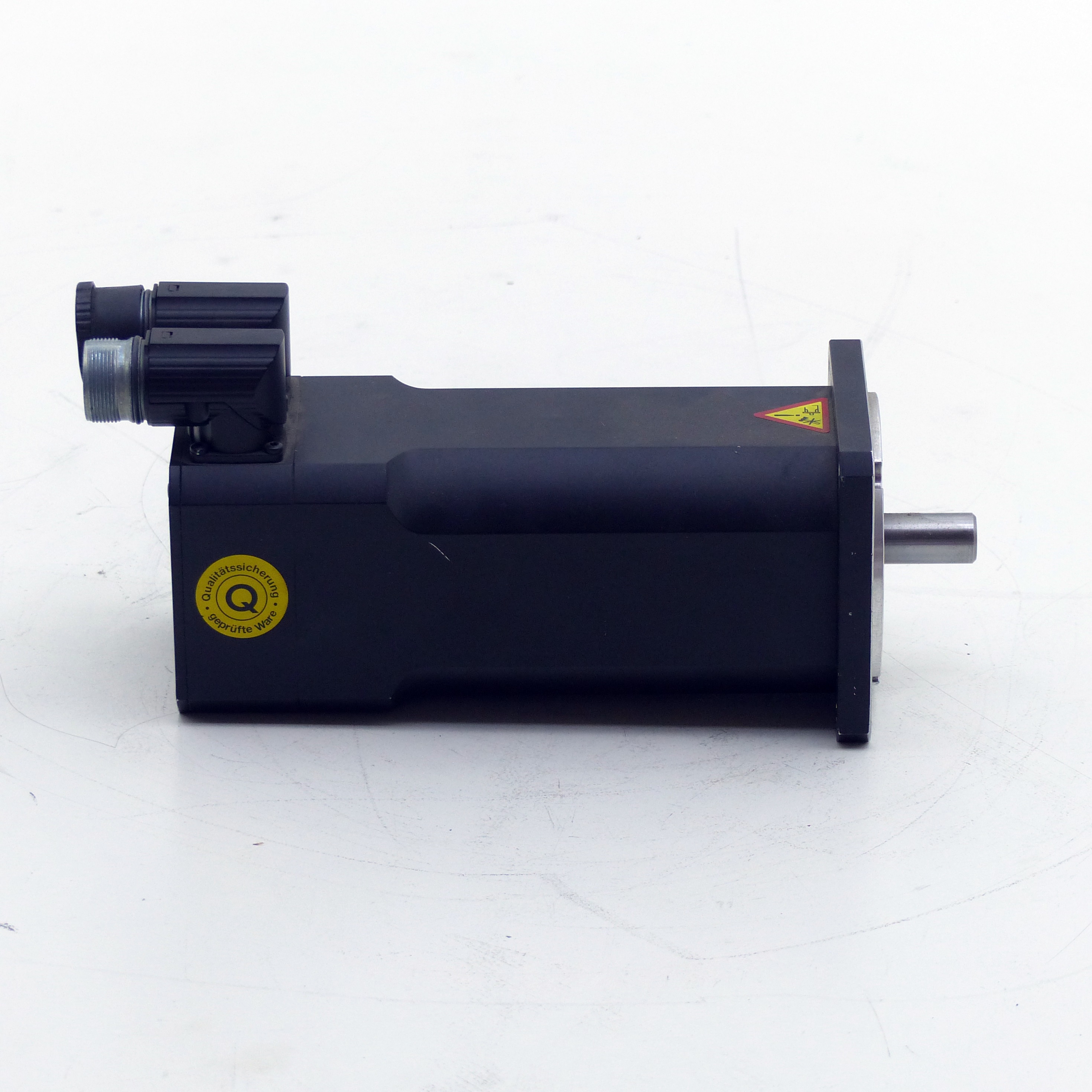 Servomotor