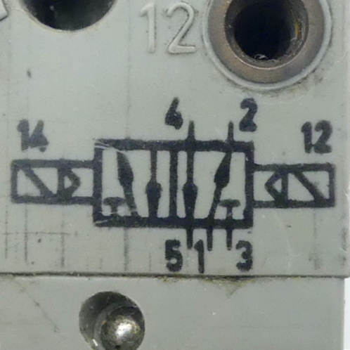 Pneumatic valve 