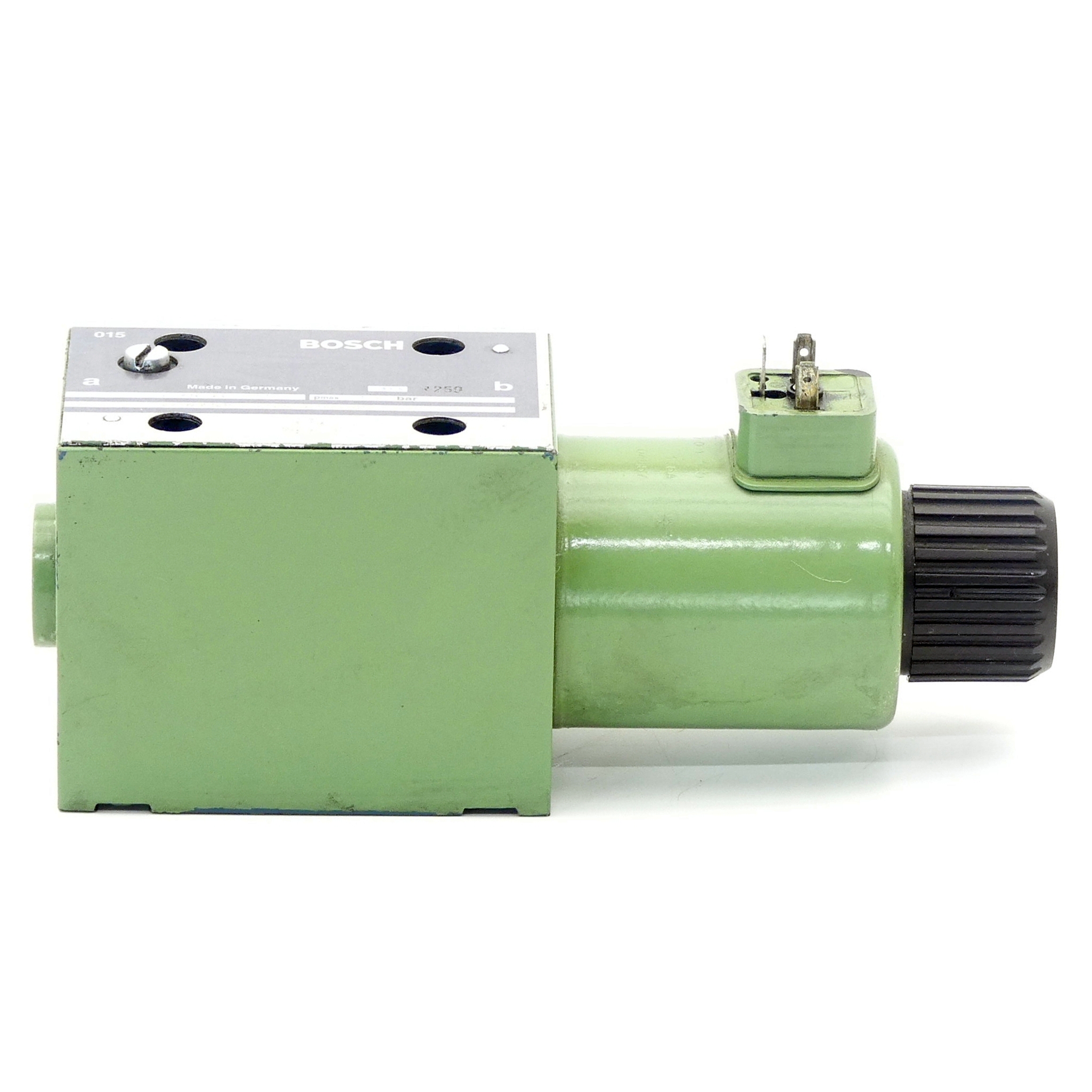 4/2-way valve 081WV10P1V1016WS024/00D0