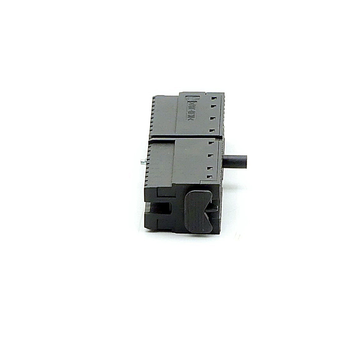 3x Connector 